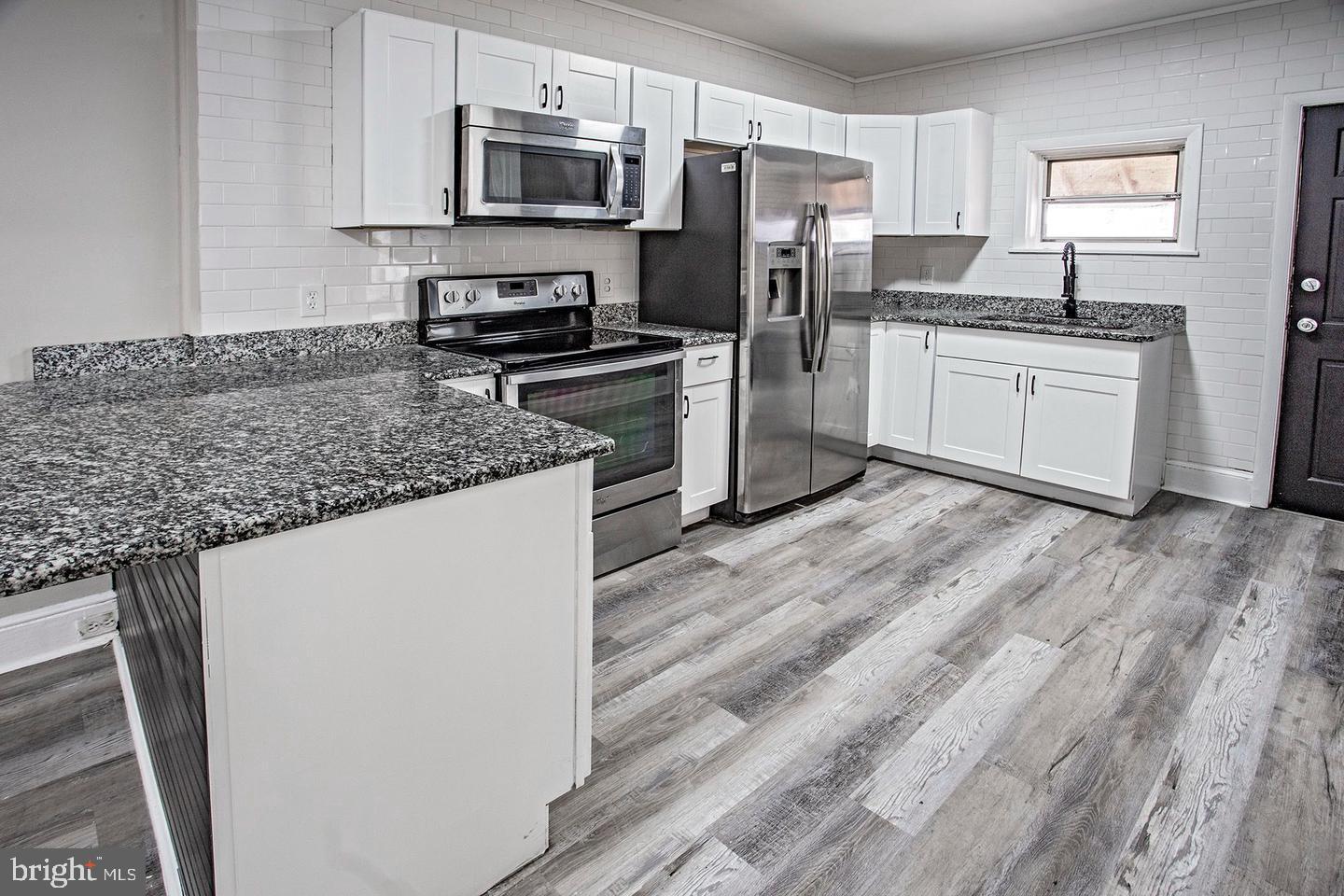 HEDGEVILLE - Residential