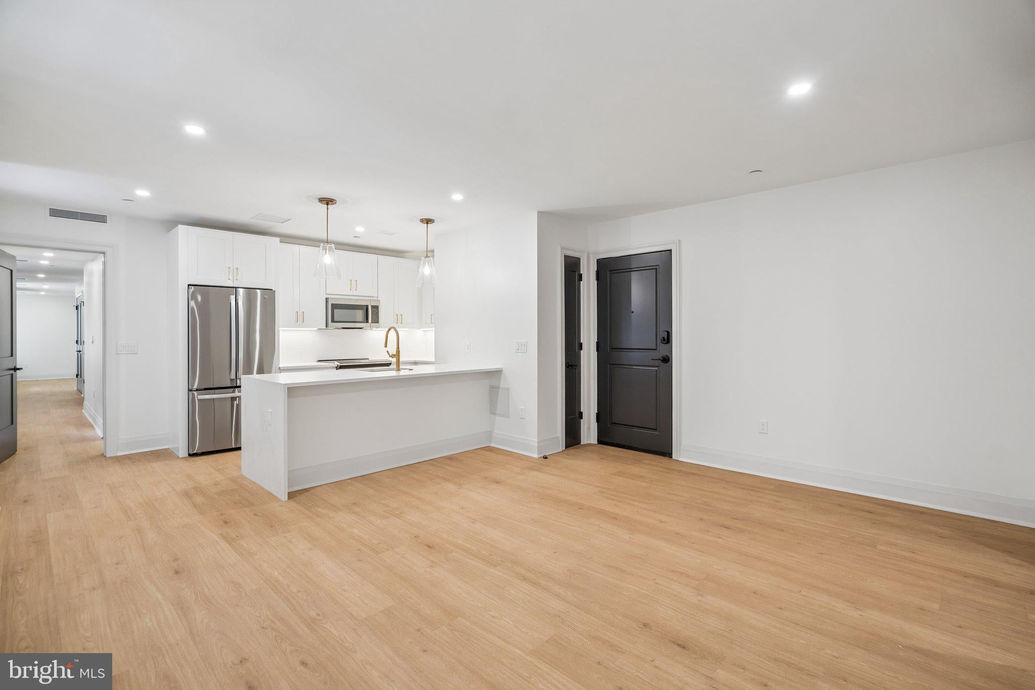 135 S 19TH STREET 204