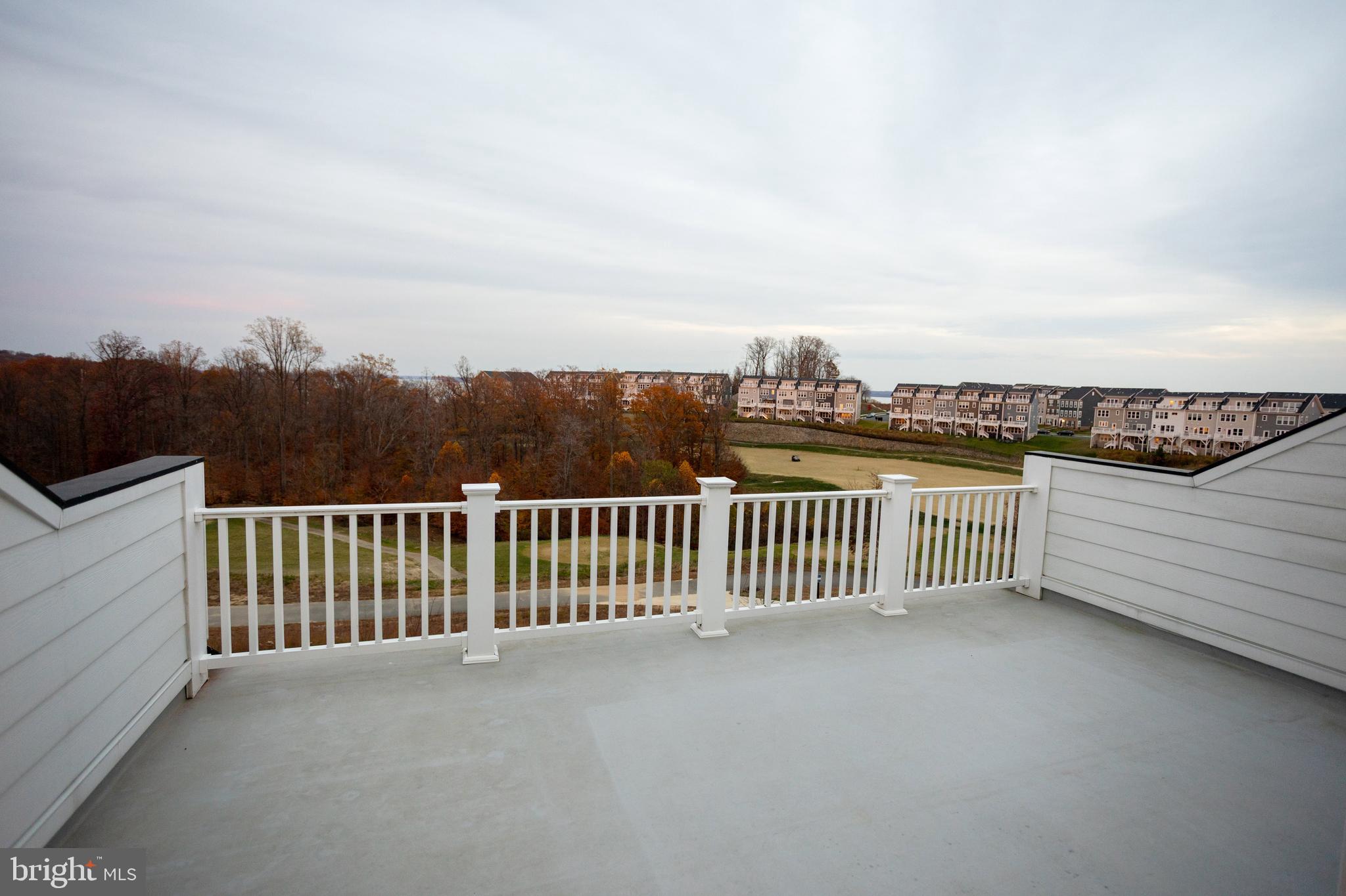 POTOMAC SHORES - Residential Lease