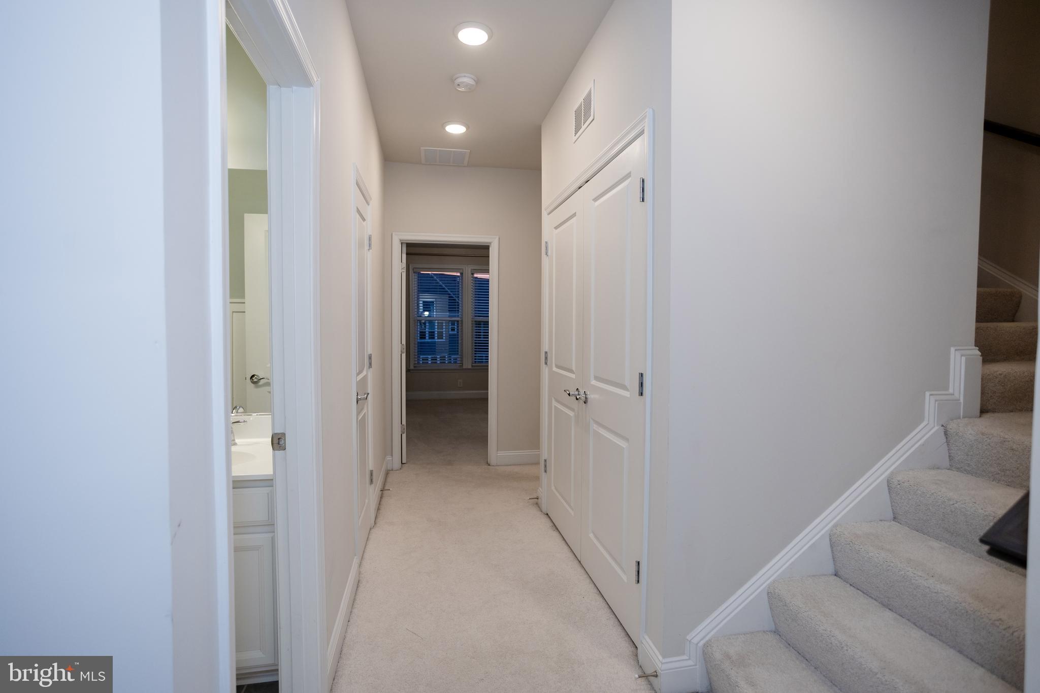 POTOMAC SHORES - Residential Lease