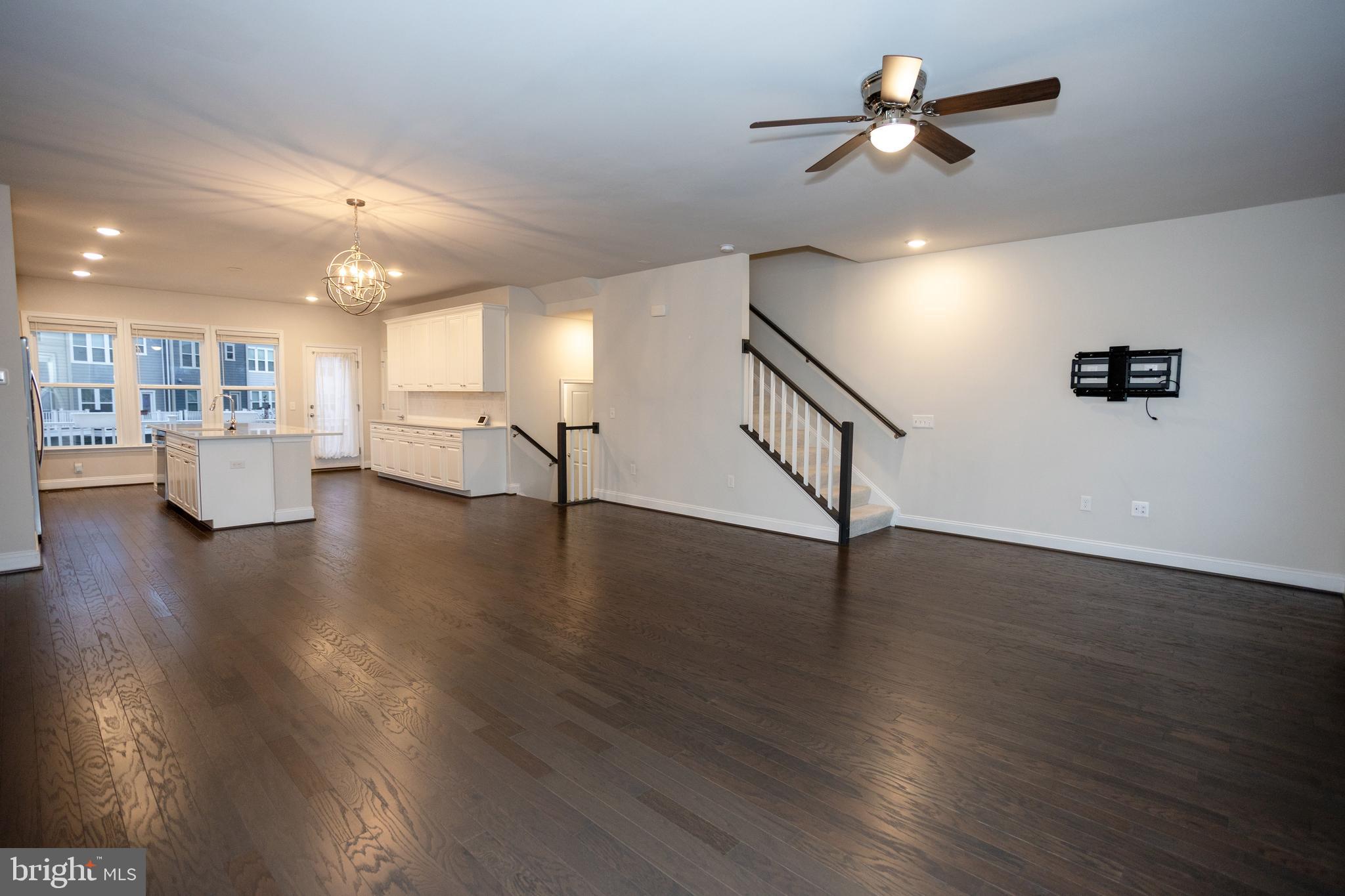 POTOMAC SHORES - Residential Lease