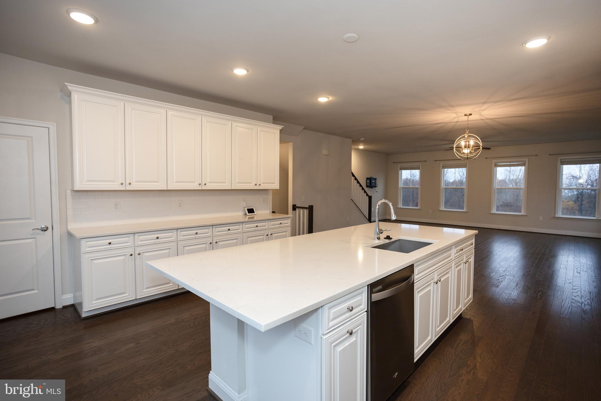 POTOMAC SHORES - Residential Lease