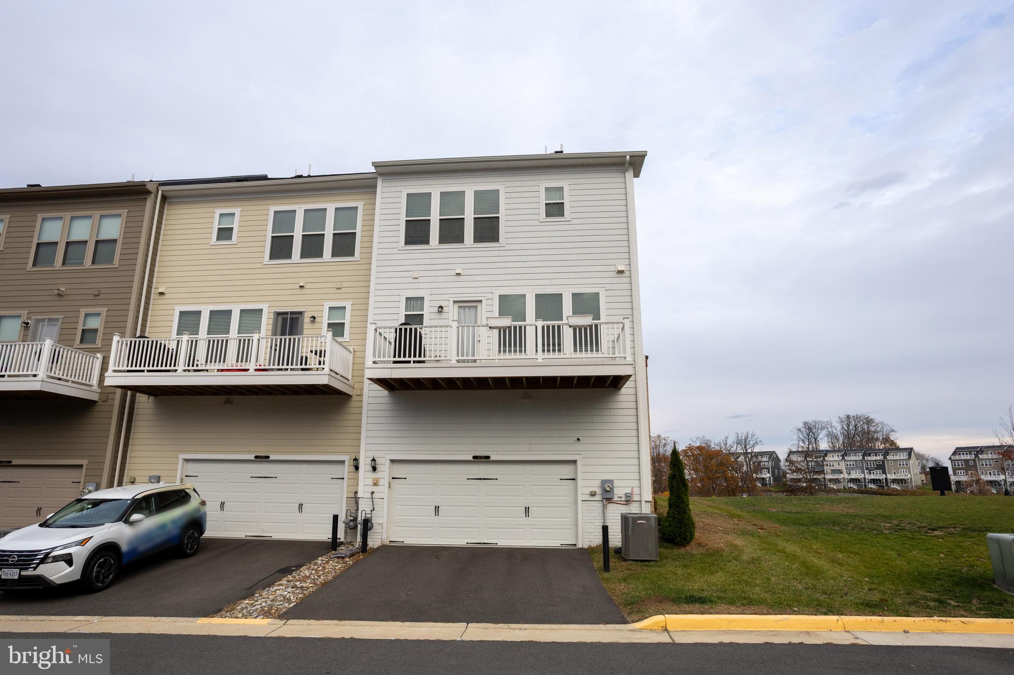 POTOMAC SHORES - Residential Lease