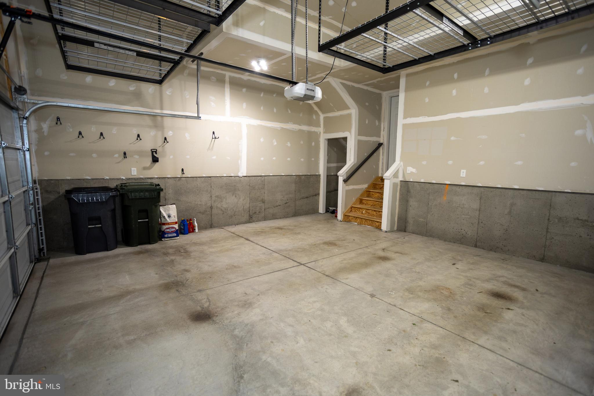 POTOMAC SHORES - Residential Lease