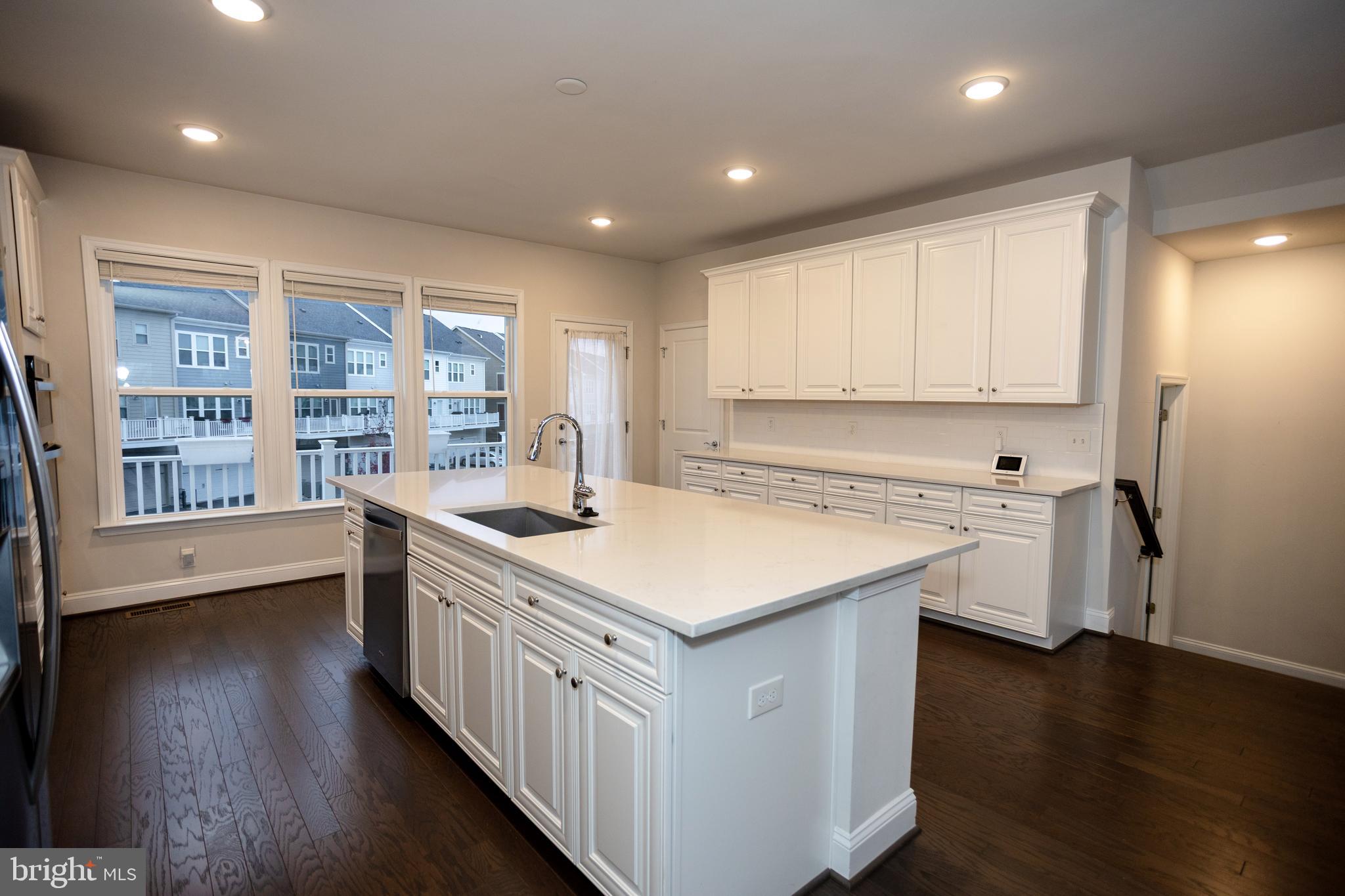 POTOMAC SHORES - Residential Lease