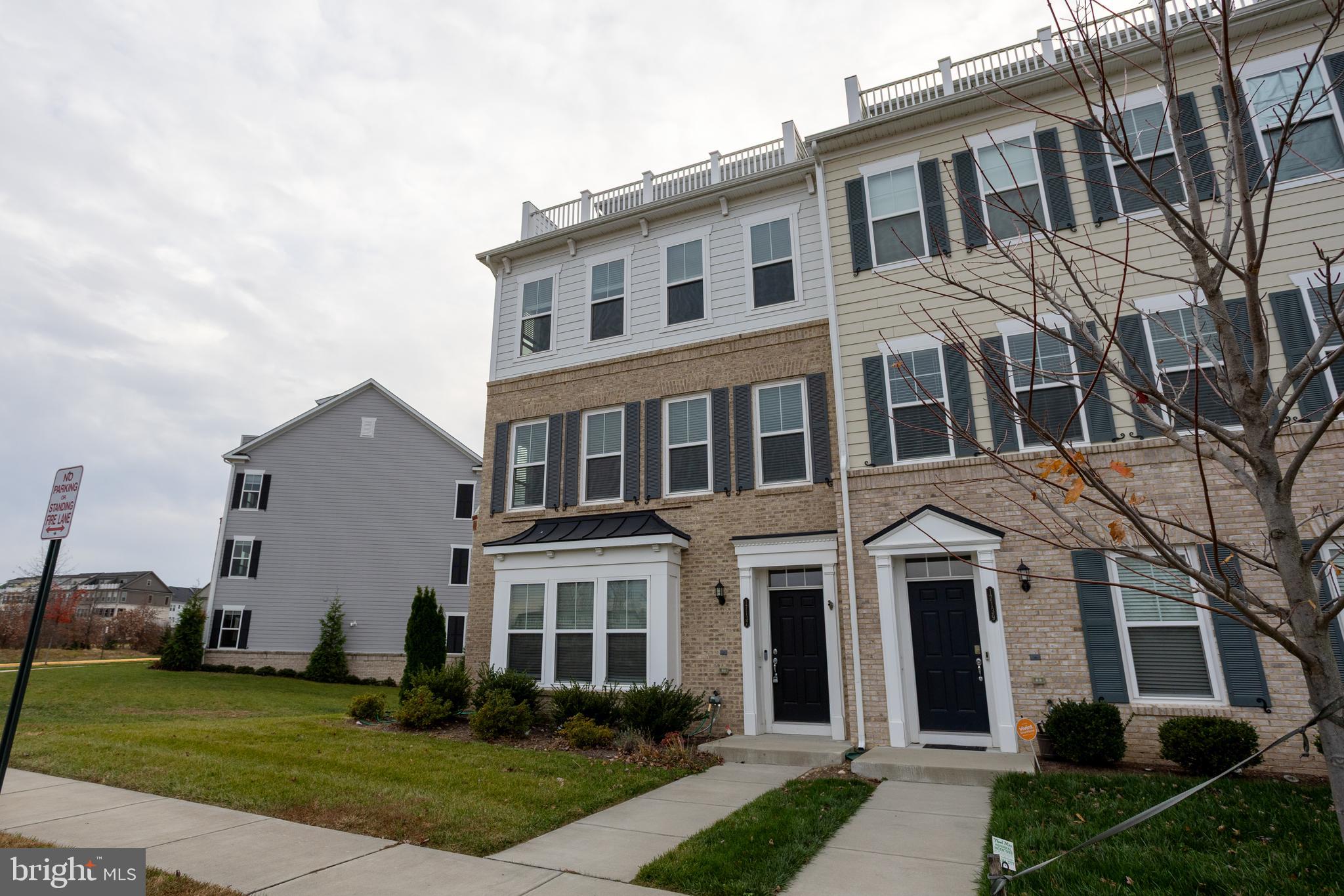 POTOMAC SHORES - Residential Lease