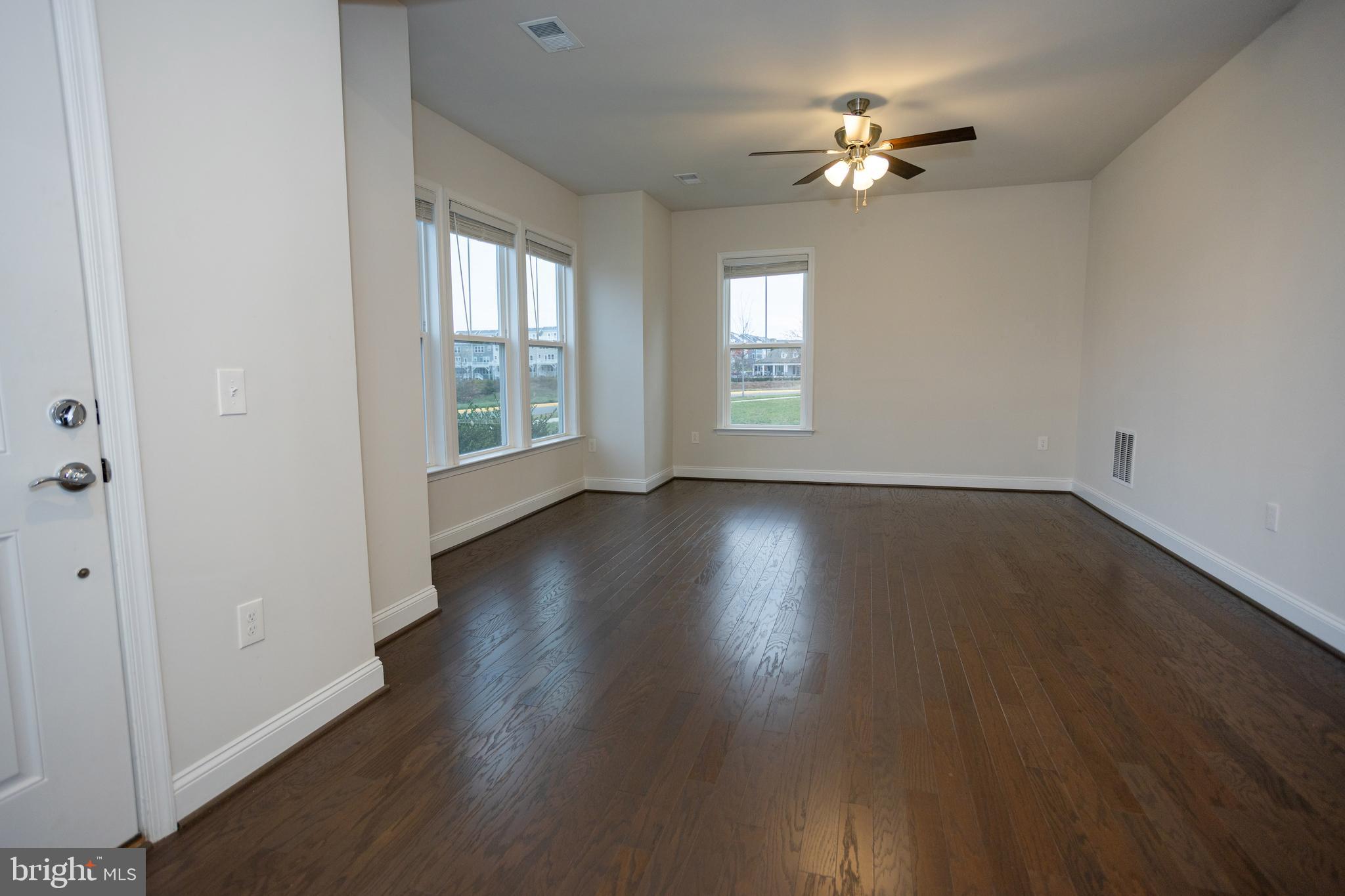 POTOMAC SHORES - Residential Lease