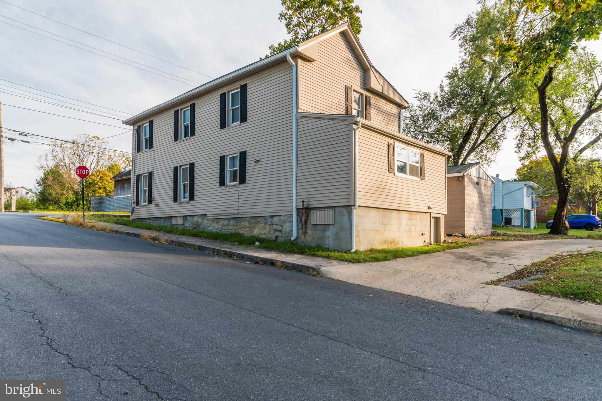 MARTINSBURG CITY - Residential