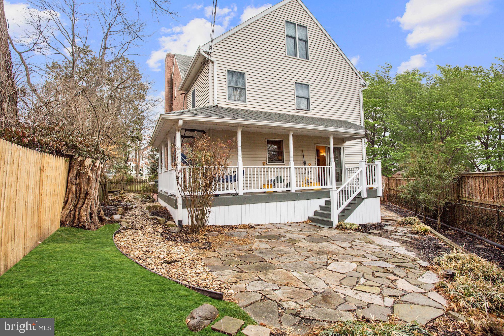 CHEVY CHASE - Residential