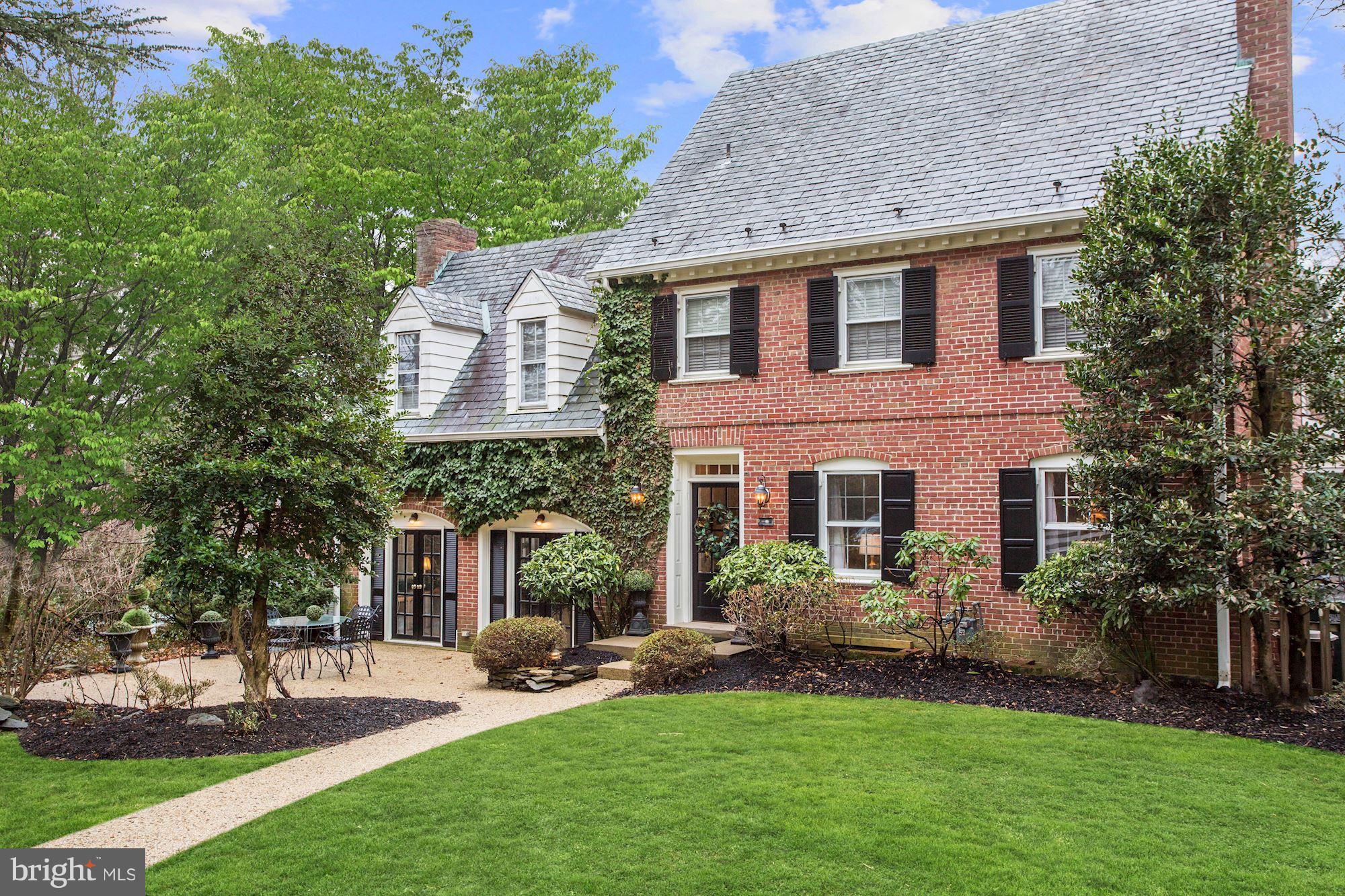 CHEVY CHASE - Residential