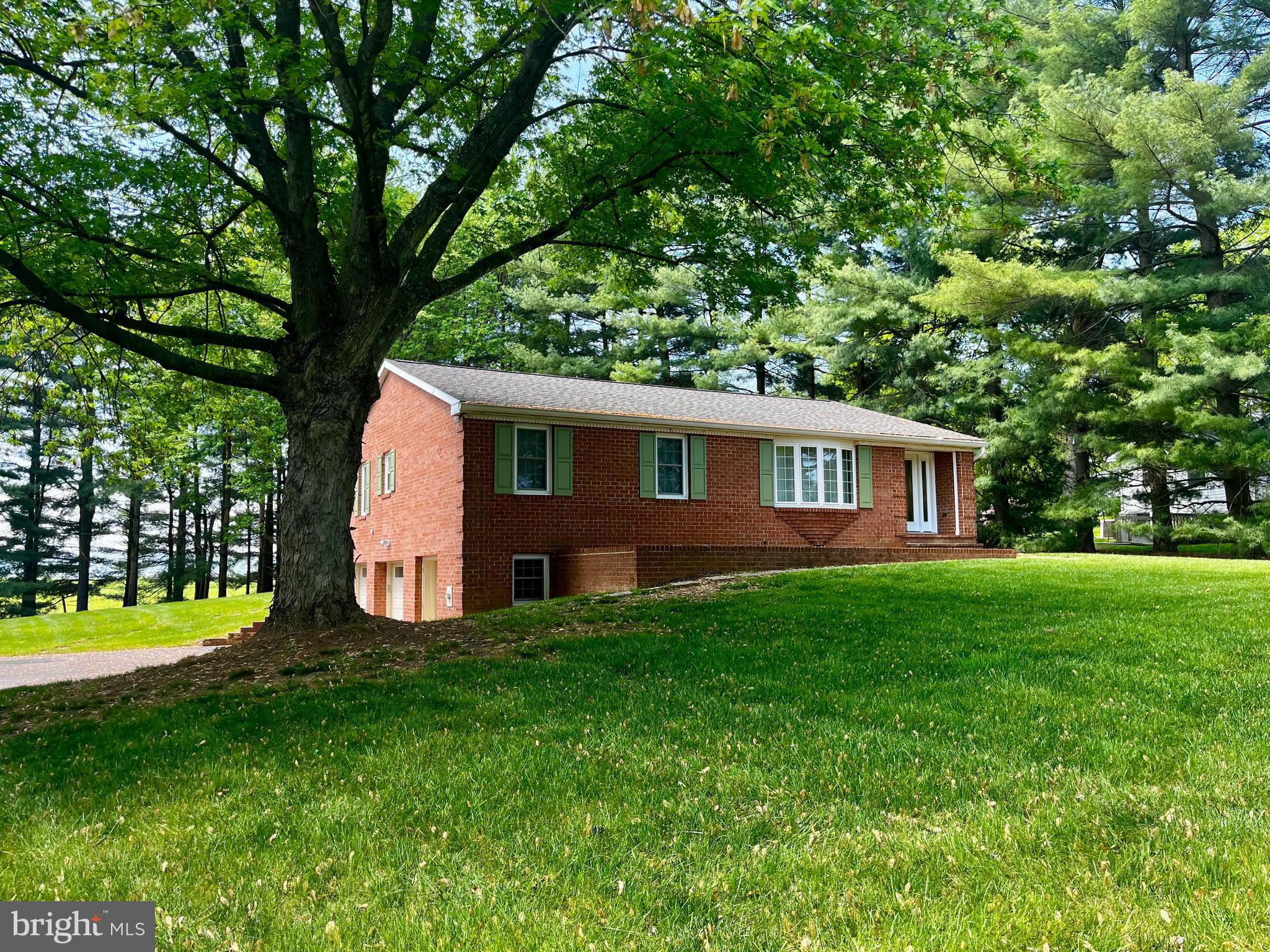 5622 GLEN HILL COURT