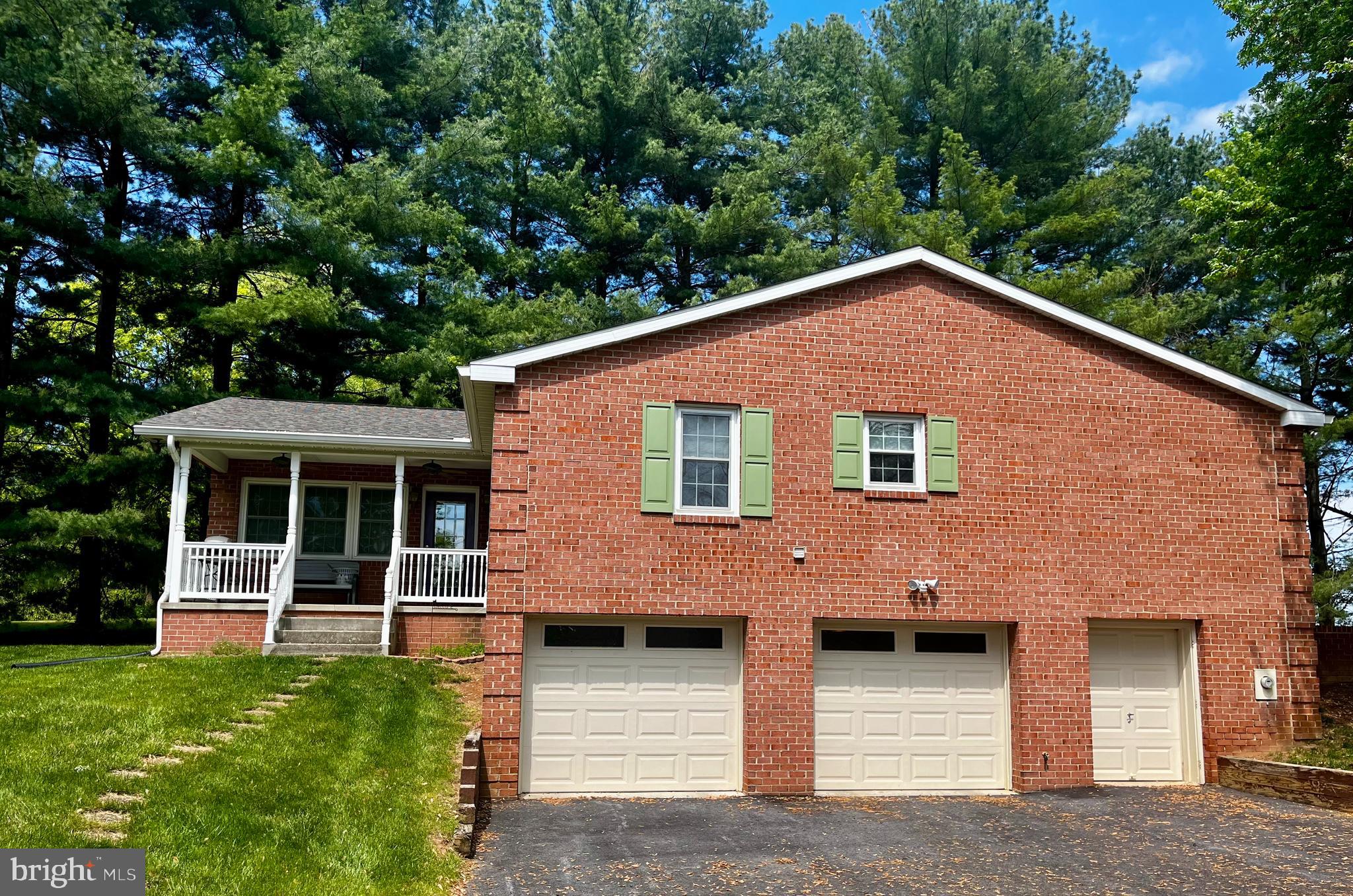 5622 GLEN HILL COURT
