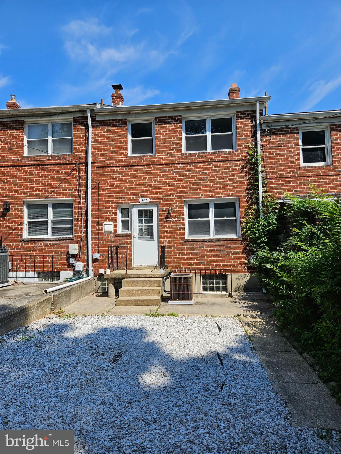 EDMONDSON HEIGHTS - Residential Lease