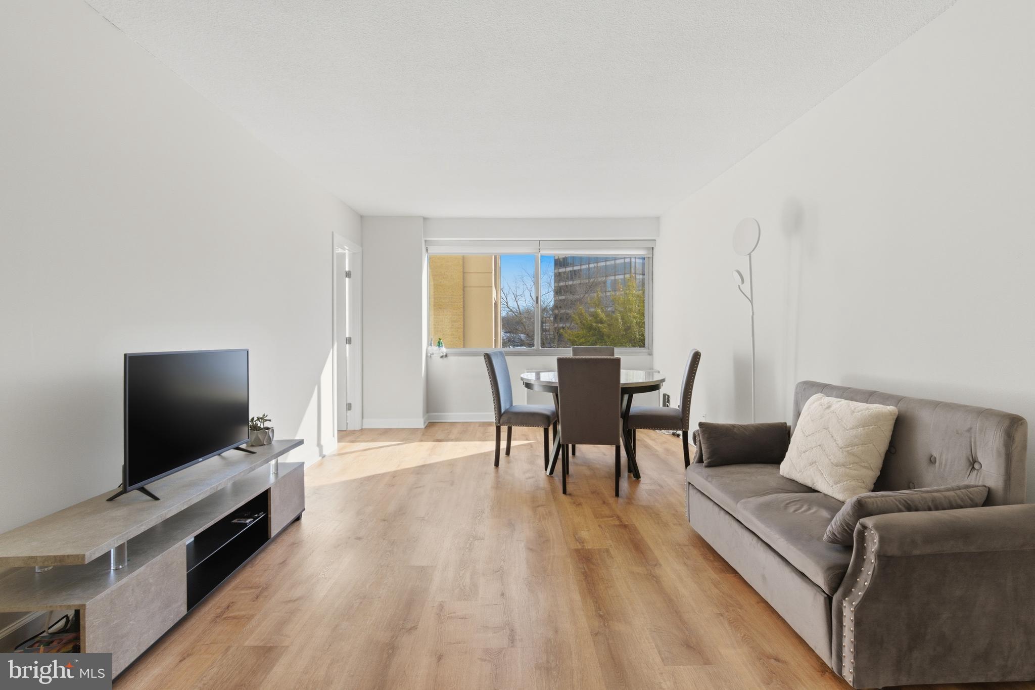 WILLOUGHBY OF CHEVY CHASE - Residential