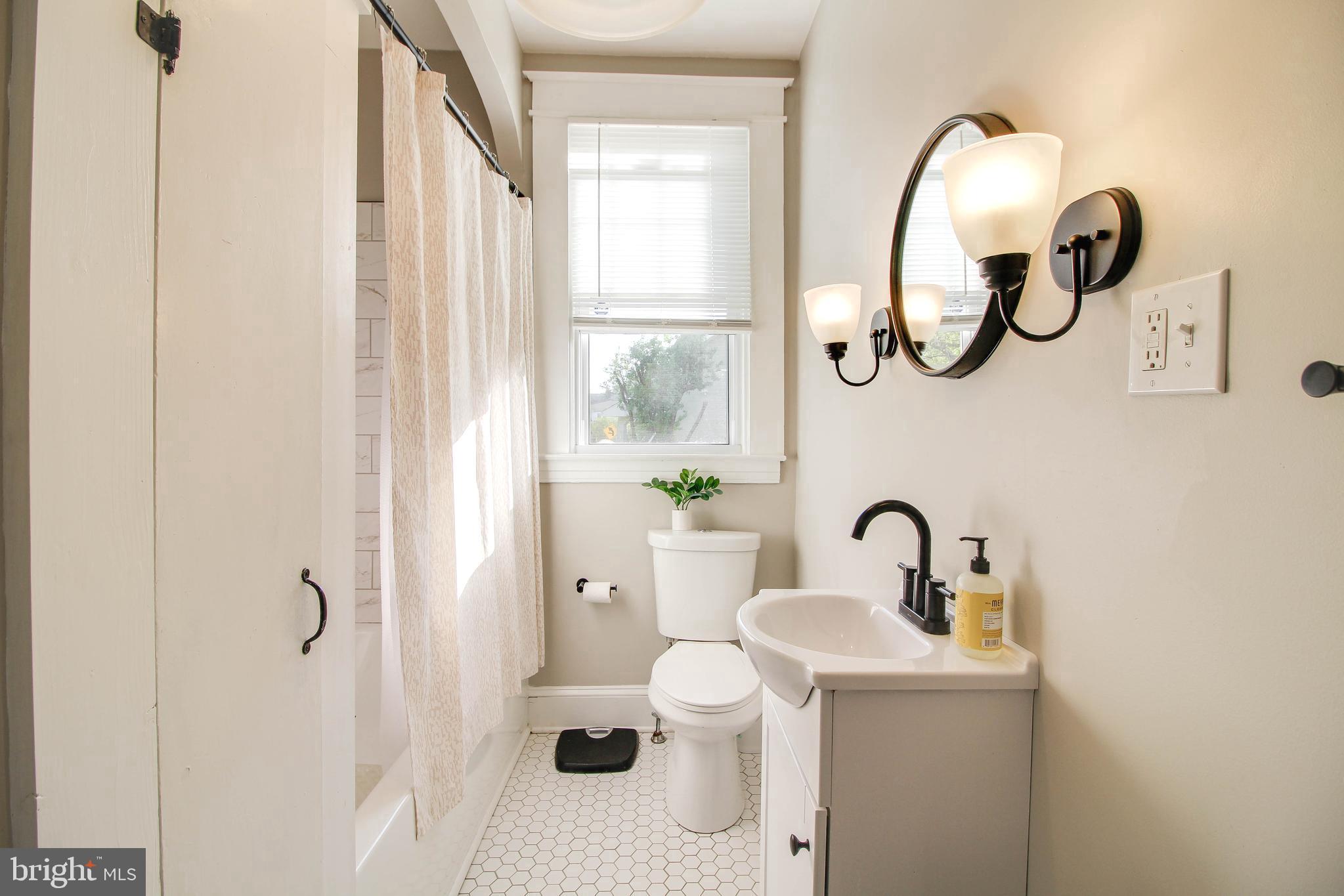 MERRIDALE LITTLE FARMS - Residential