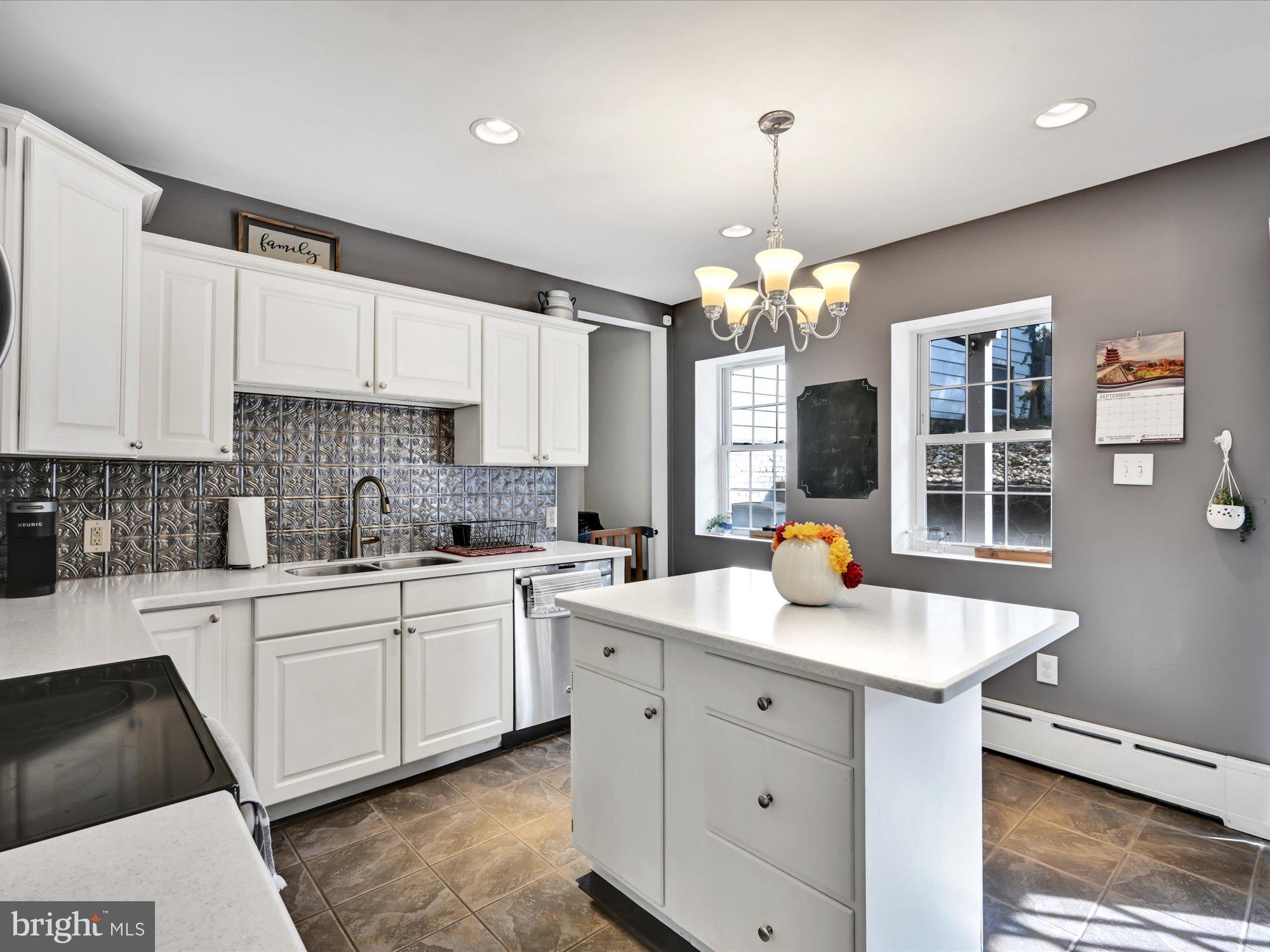 MINERSVILLE - Residential