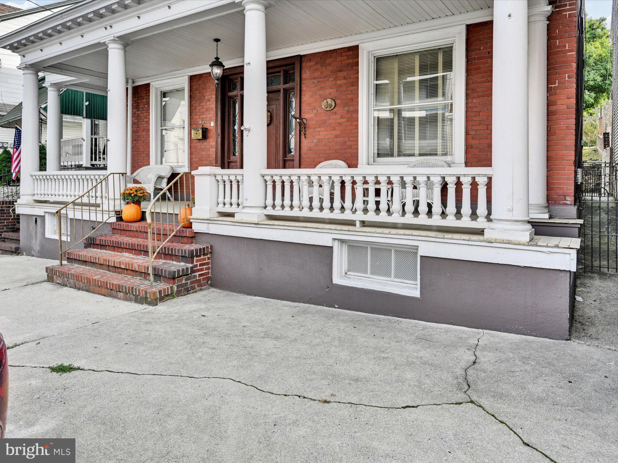 MINERSVILLE - Residential