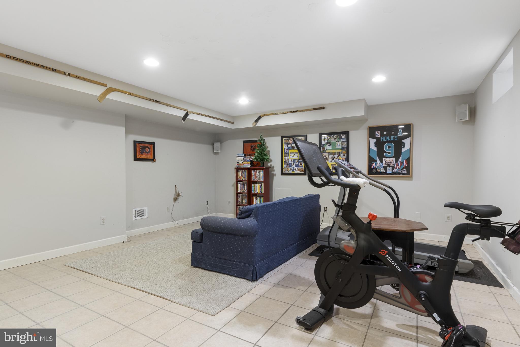 CEDARCROFT - Residential