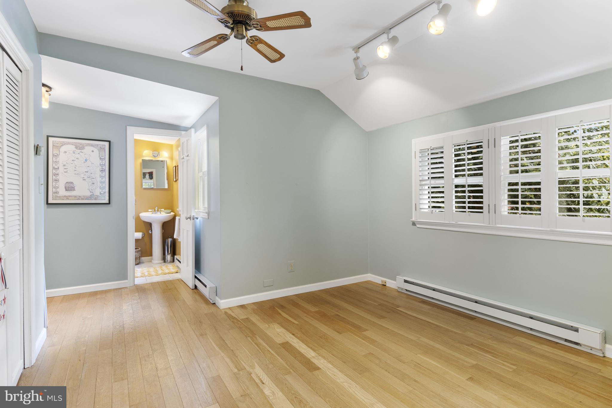 CEDARCROFT - Residential