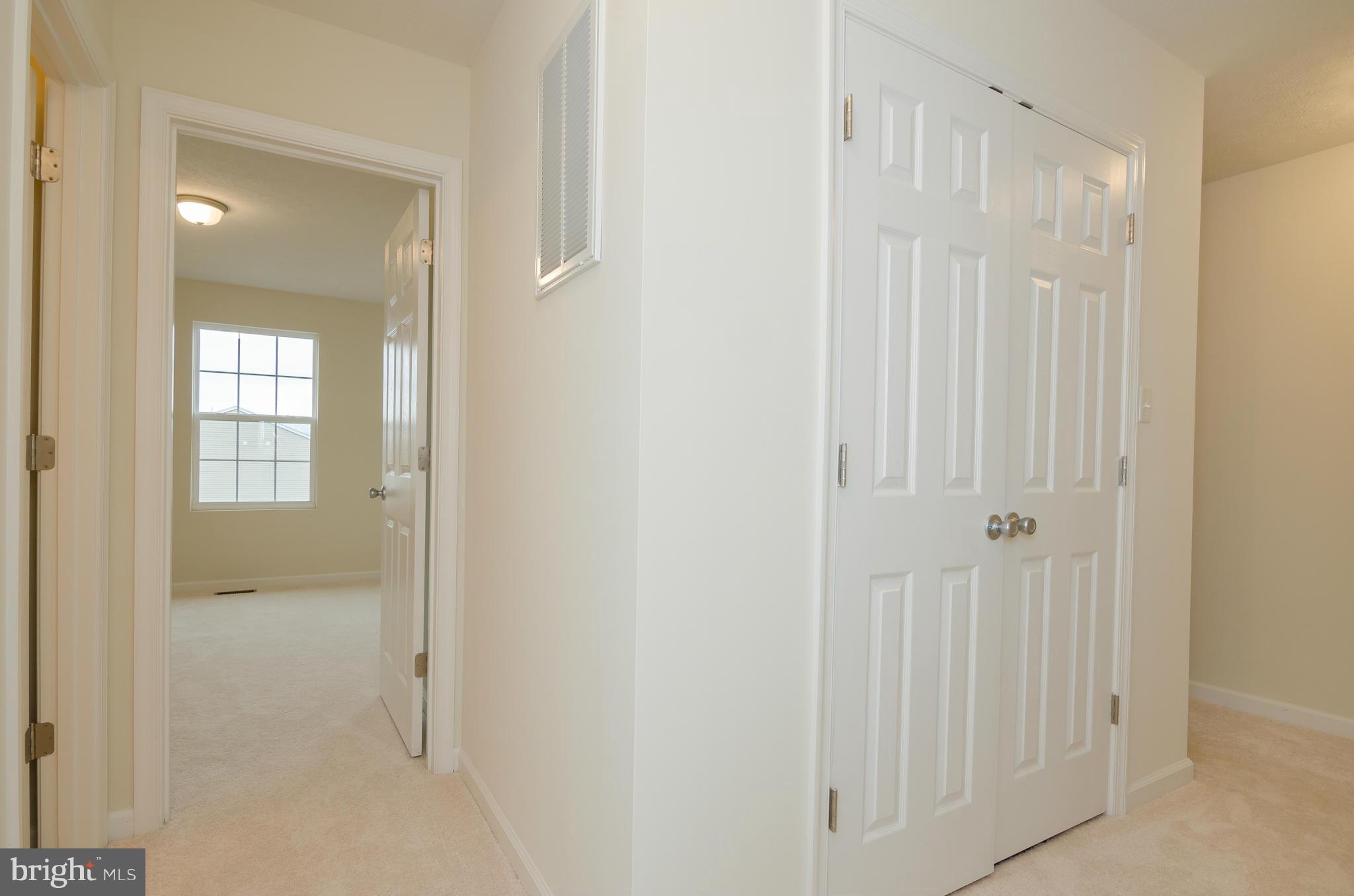 INWOOD VILLAGE - Residential