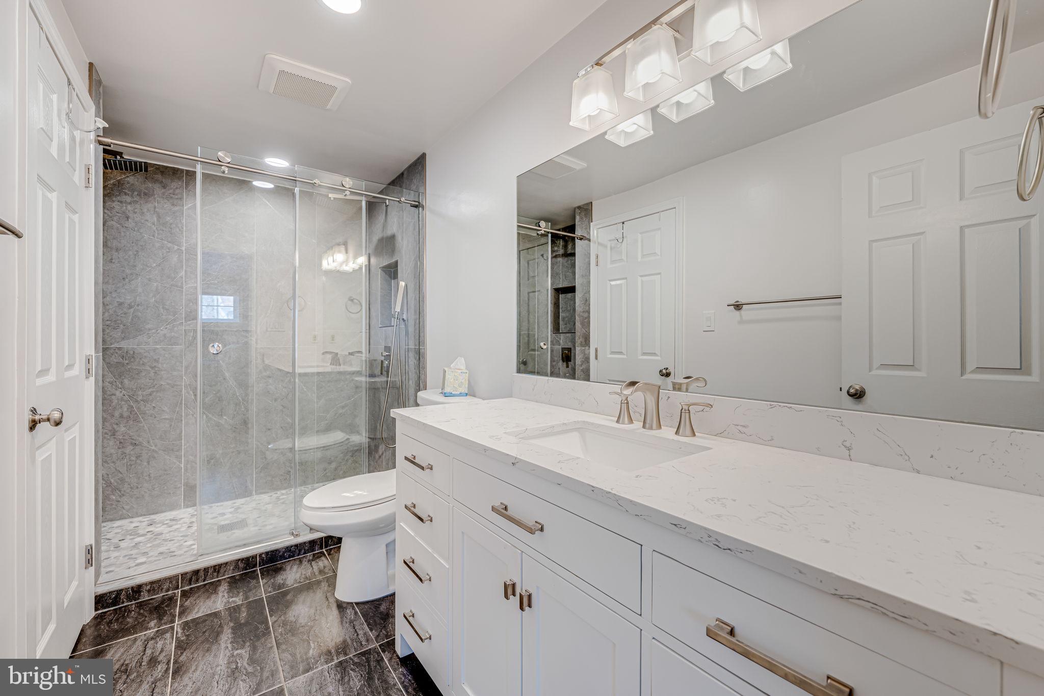 ARBOR GLEN - Residential