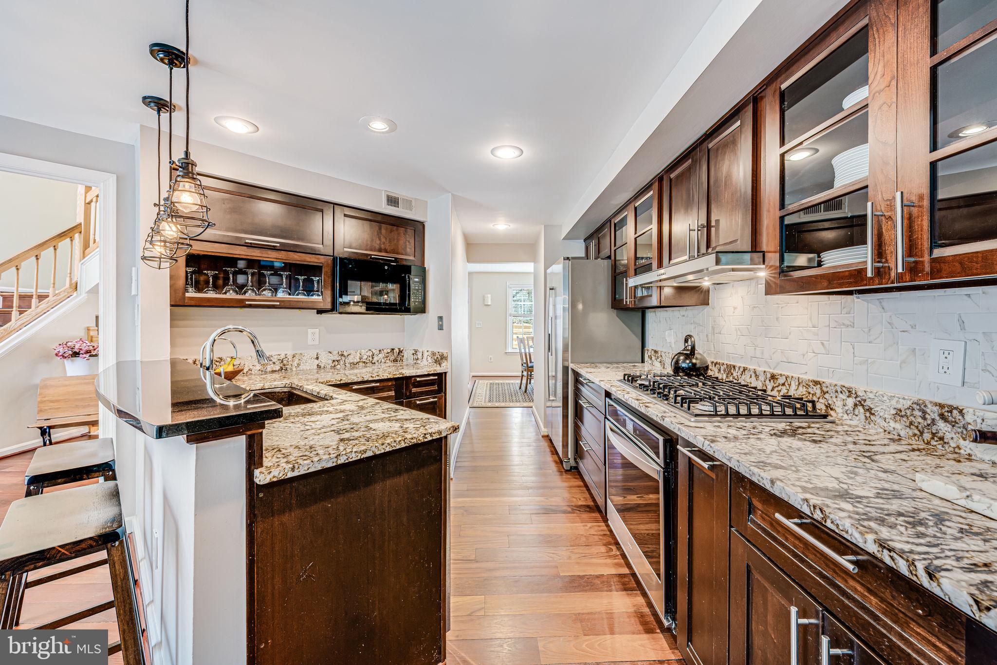 ARBOR GLEN - Residential