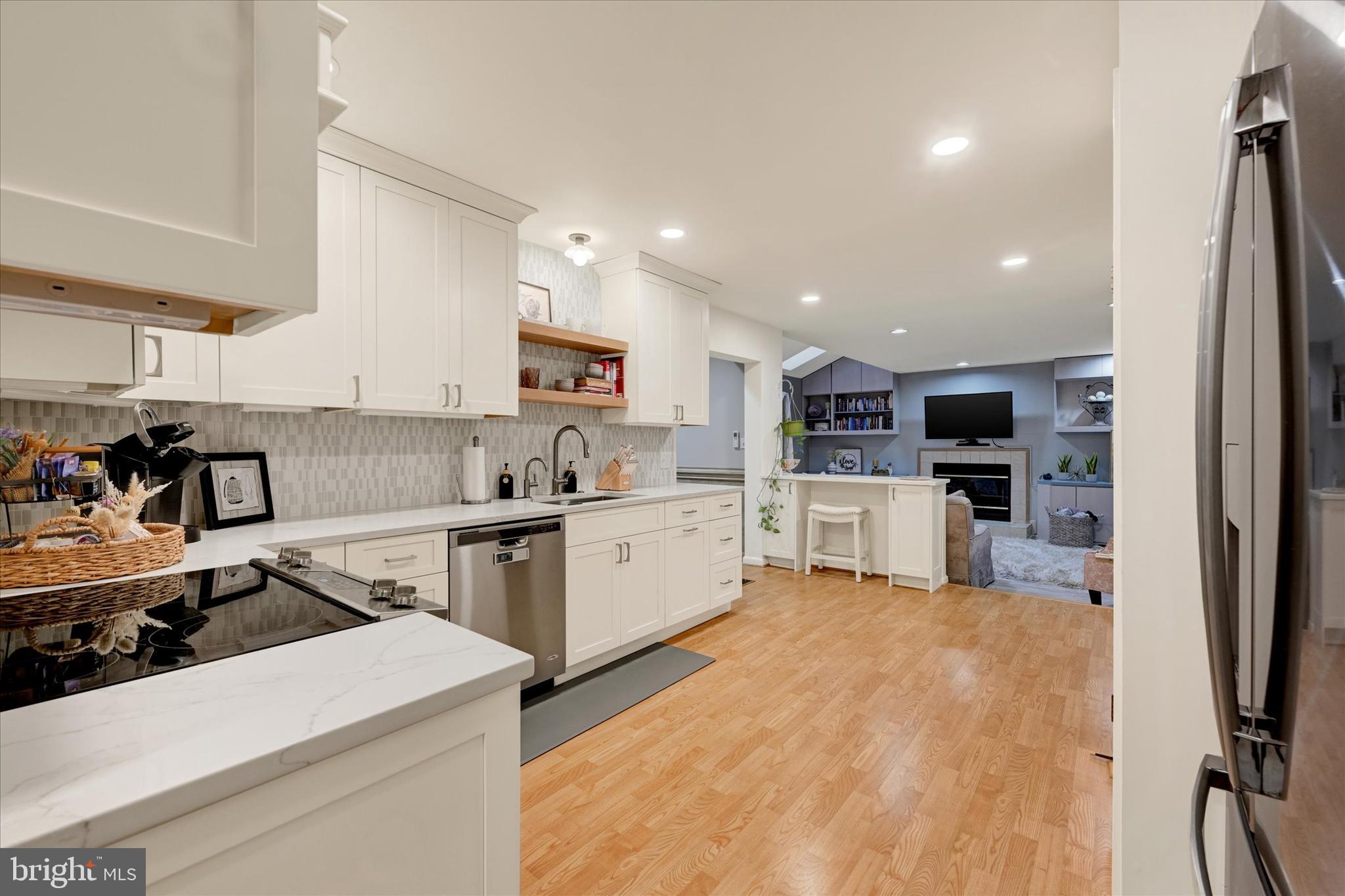 VELVET HILLS SOUTH - Residential