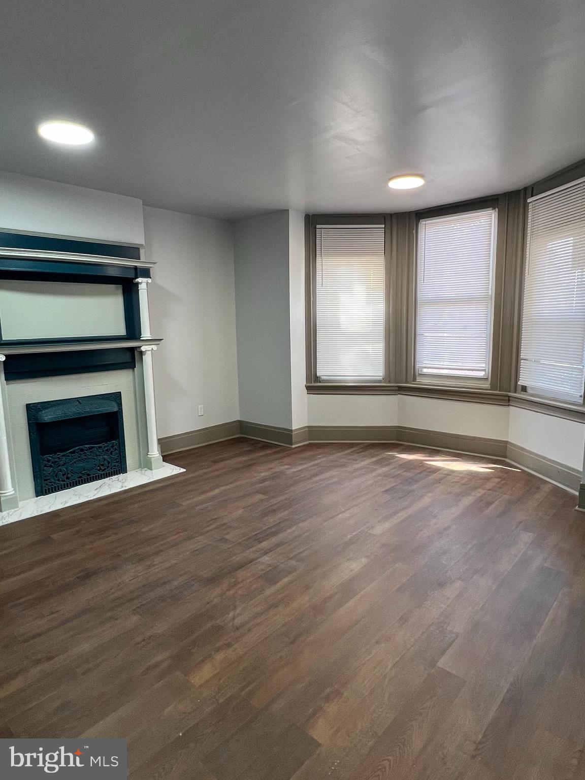 MILL CREEK - Residential