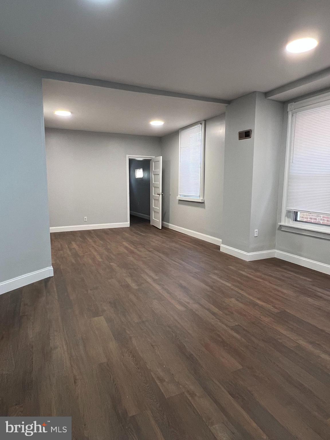 MILL CREEK - Residential