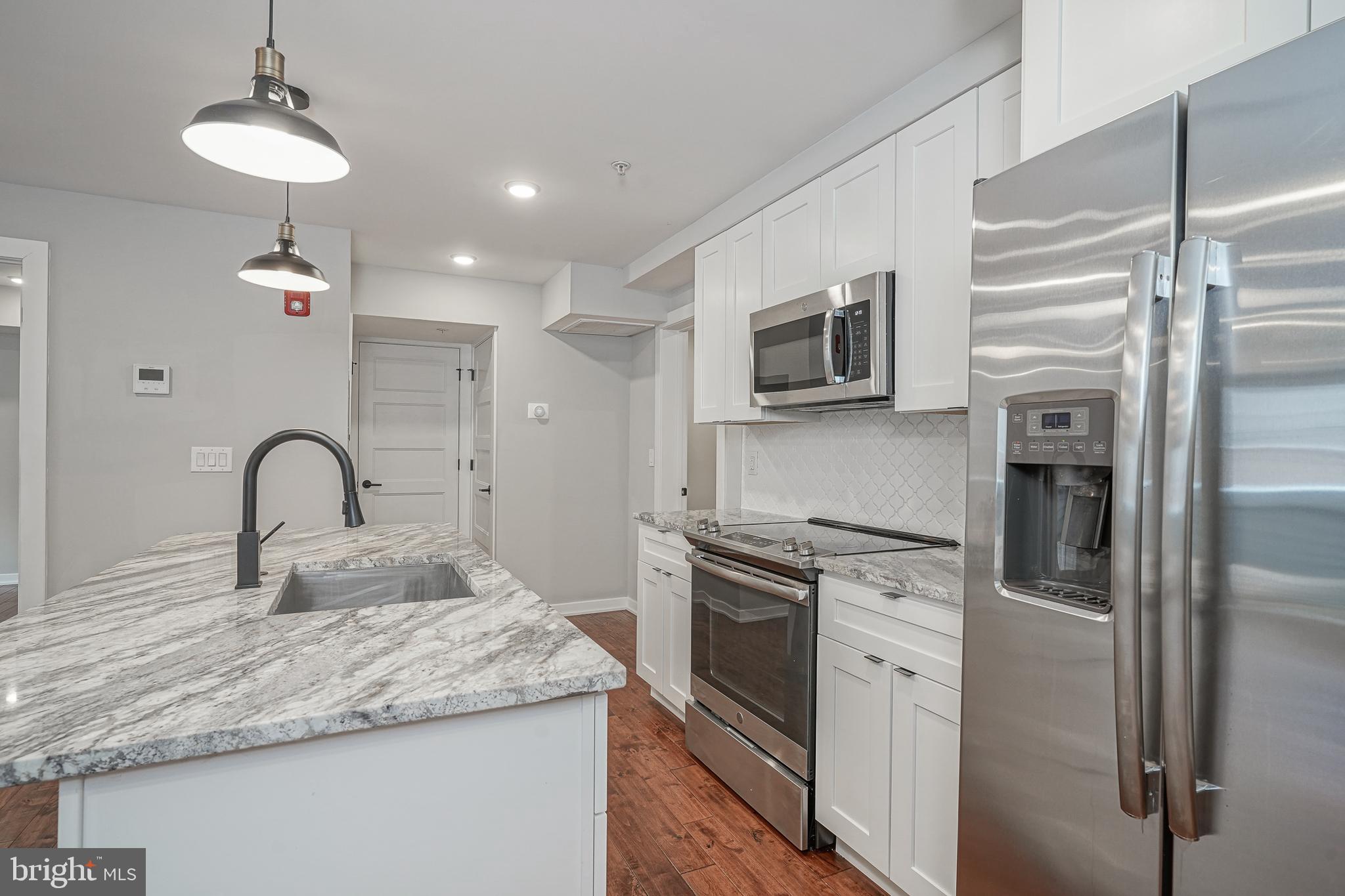 FRANCISVILLE - Residential Lease