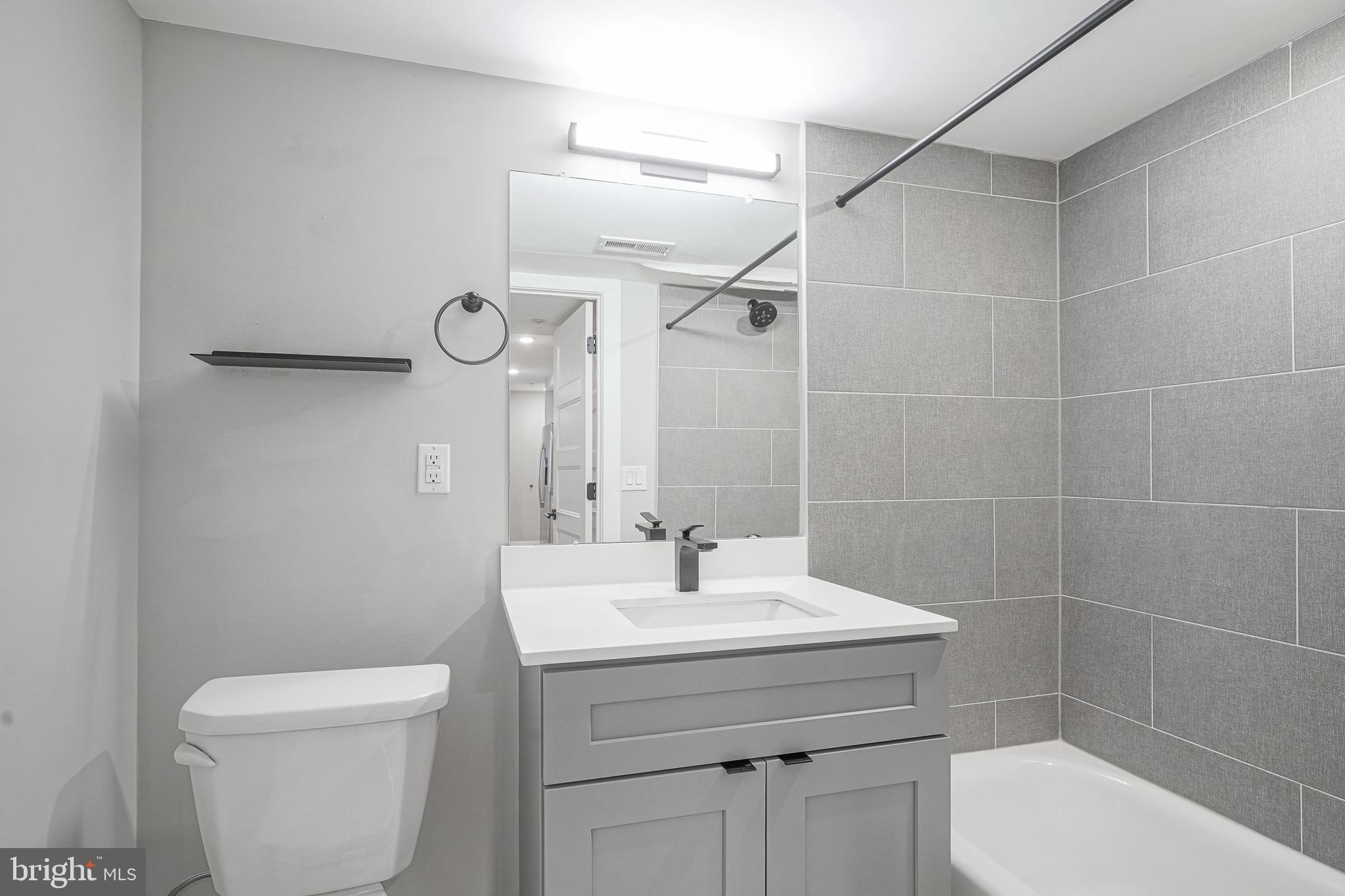 FRANCISVILLE - Residential Lease