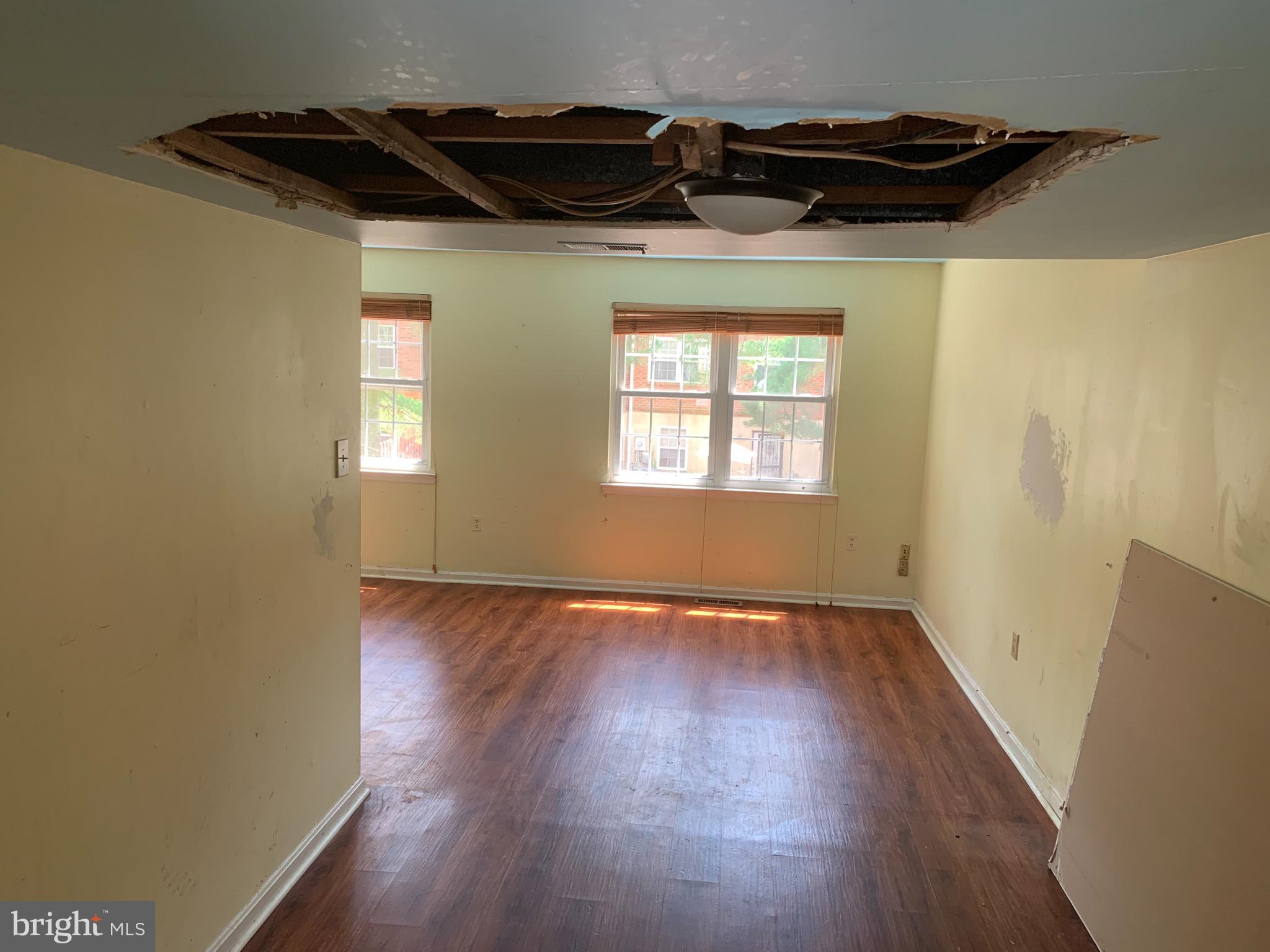 PINEWOOD GREENS - Residential