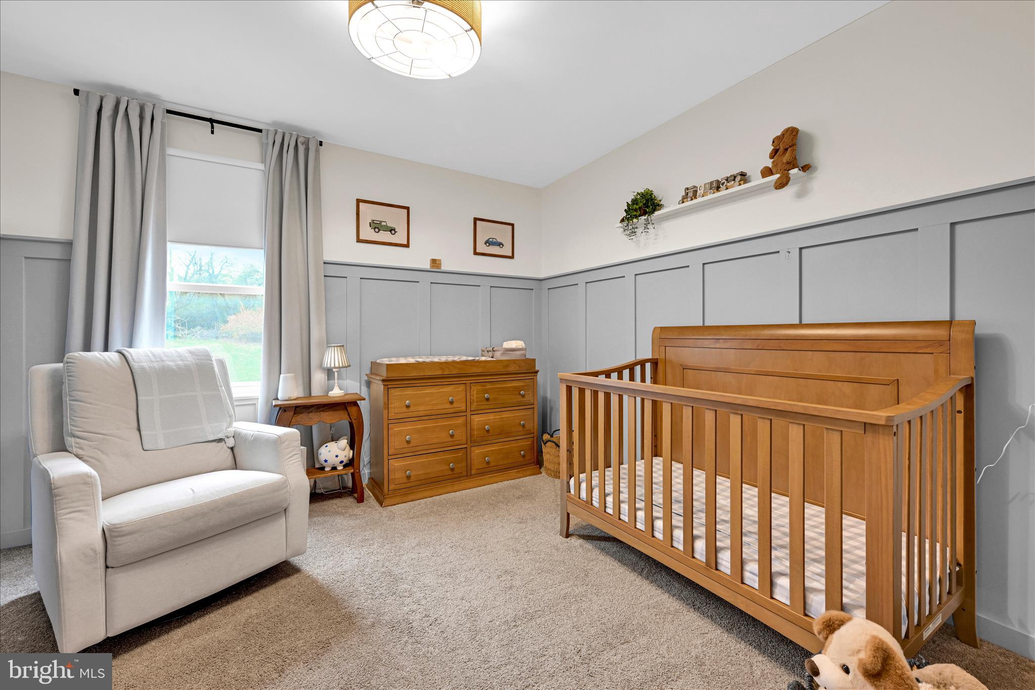 COUNTRY SQUIRE ESTATES - Residential