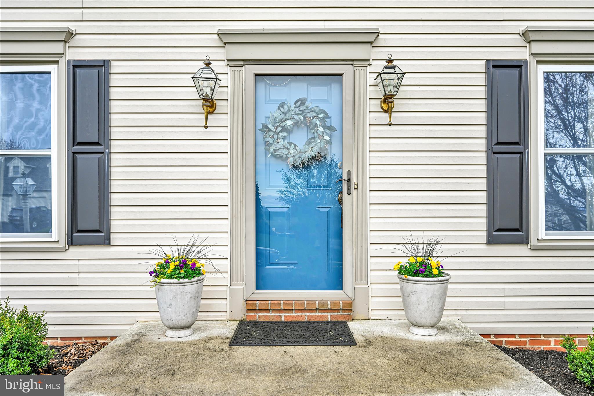 COUNTRY SQUIRE ESTATES - Residential