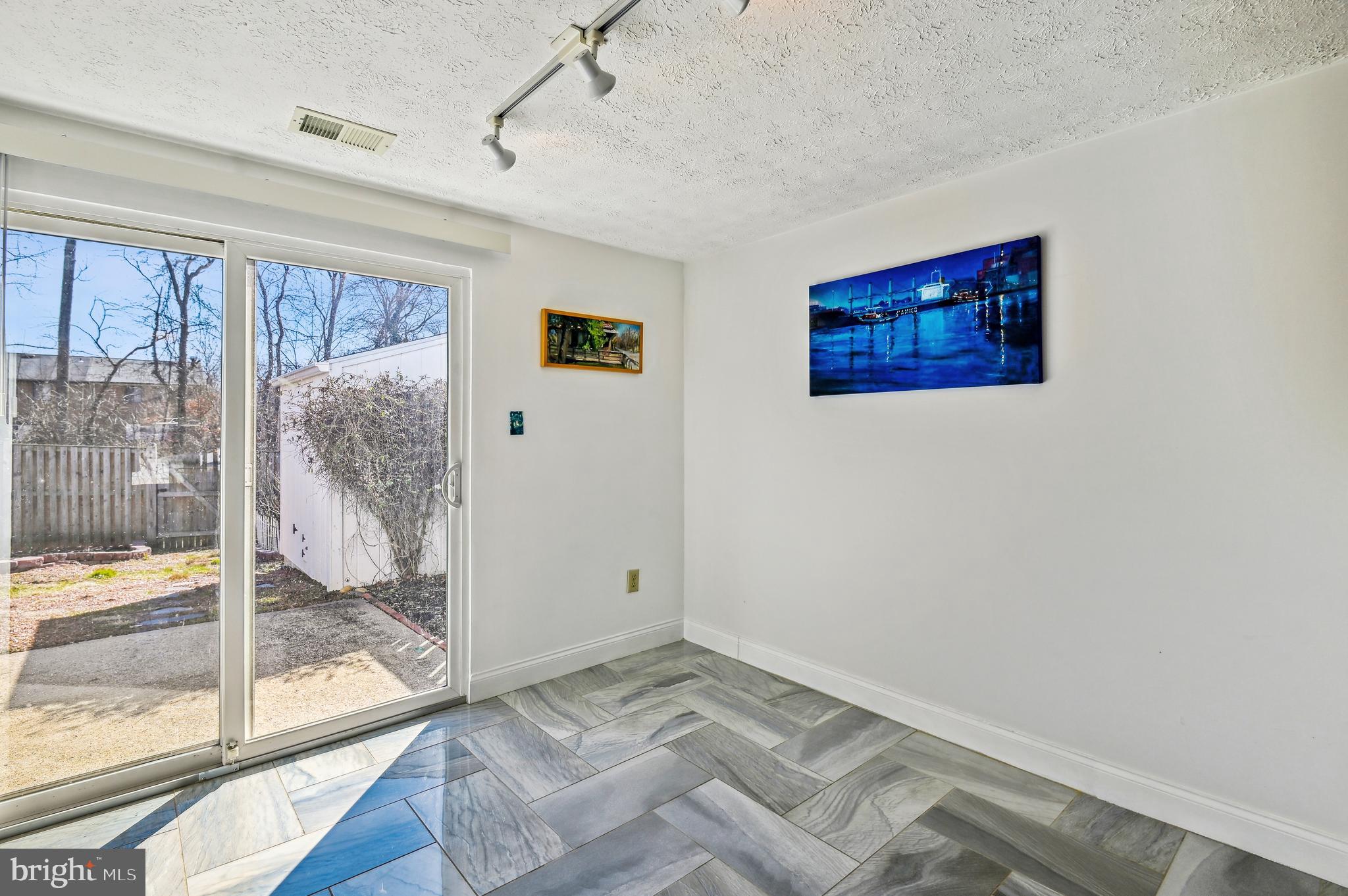 OWEN BROWN ESTATES - Residential