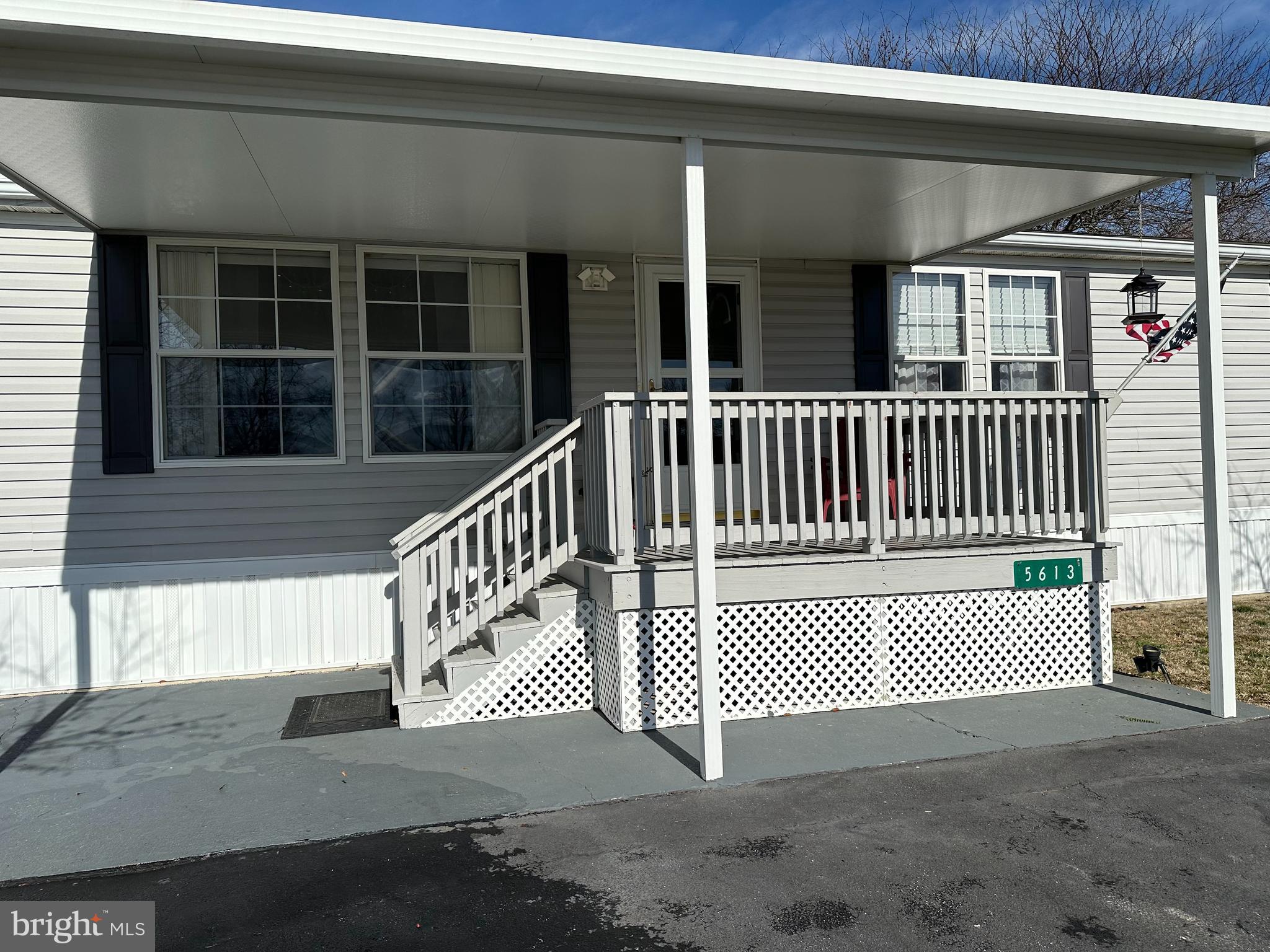COLONIAL ESTATES - Residential