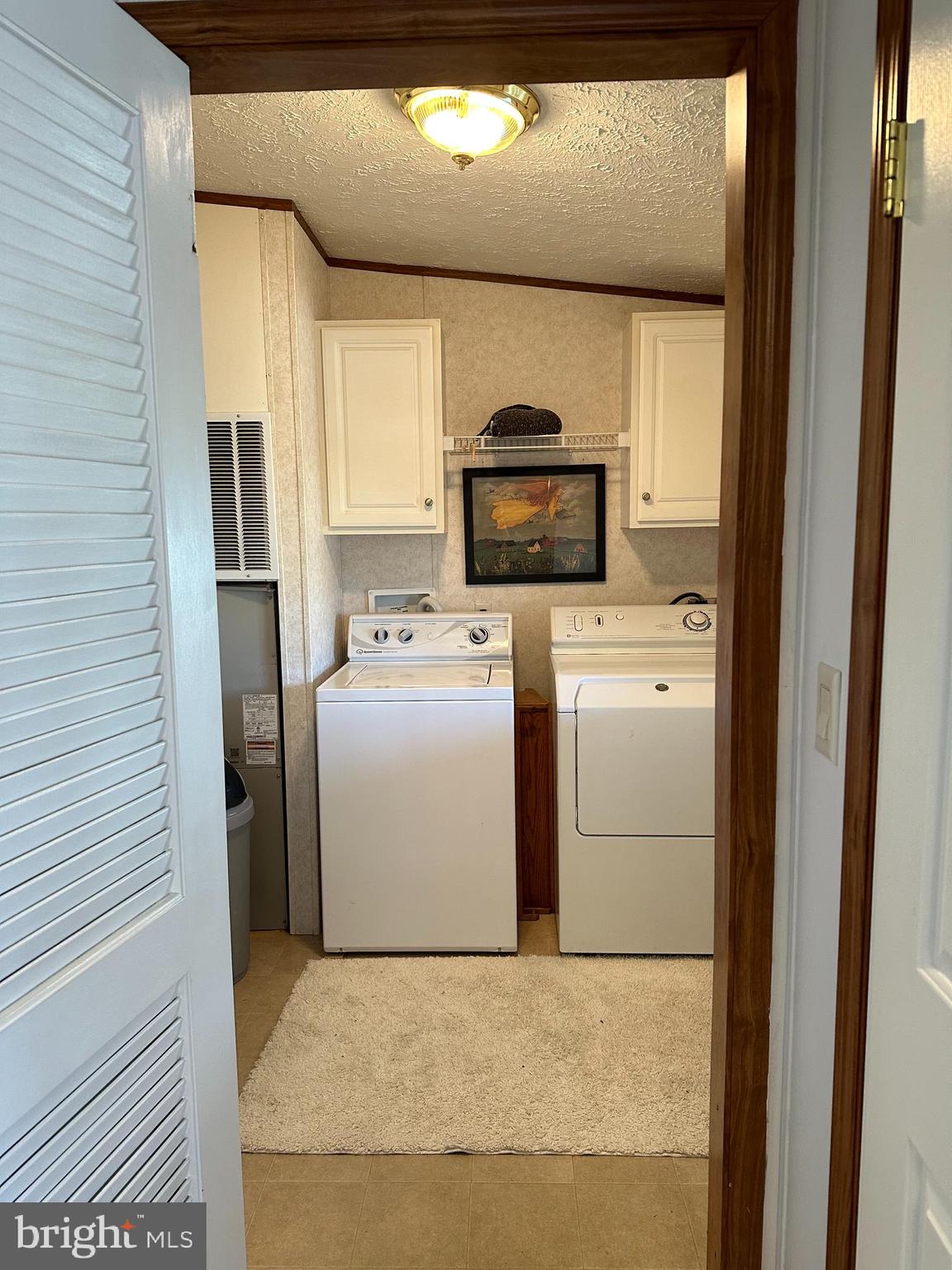 COLONIAL ESTATES - Residential