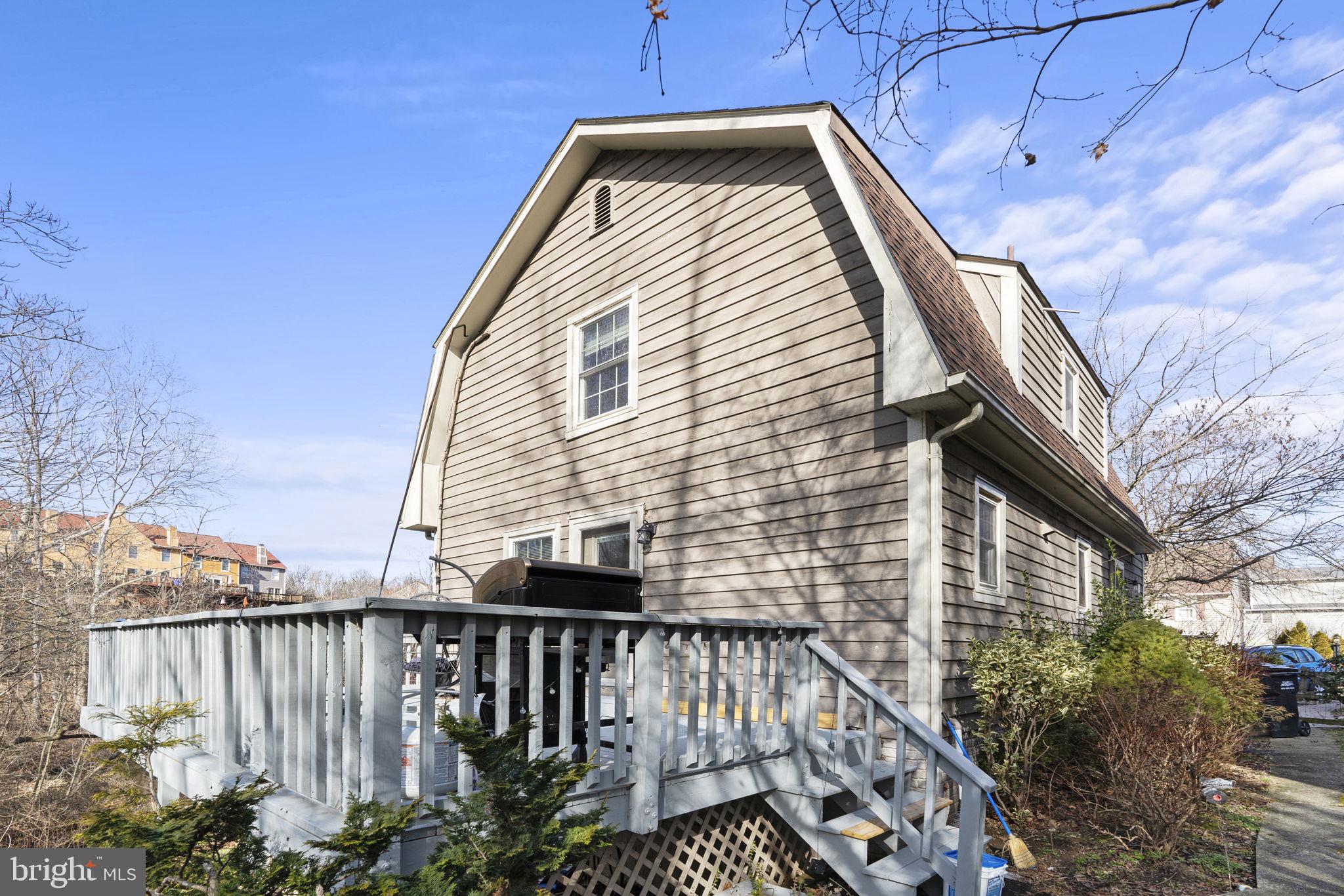 COURTS OF PINEHURST - Residential