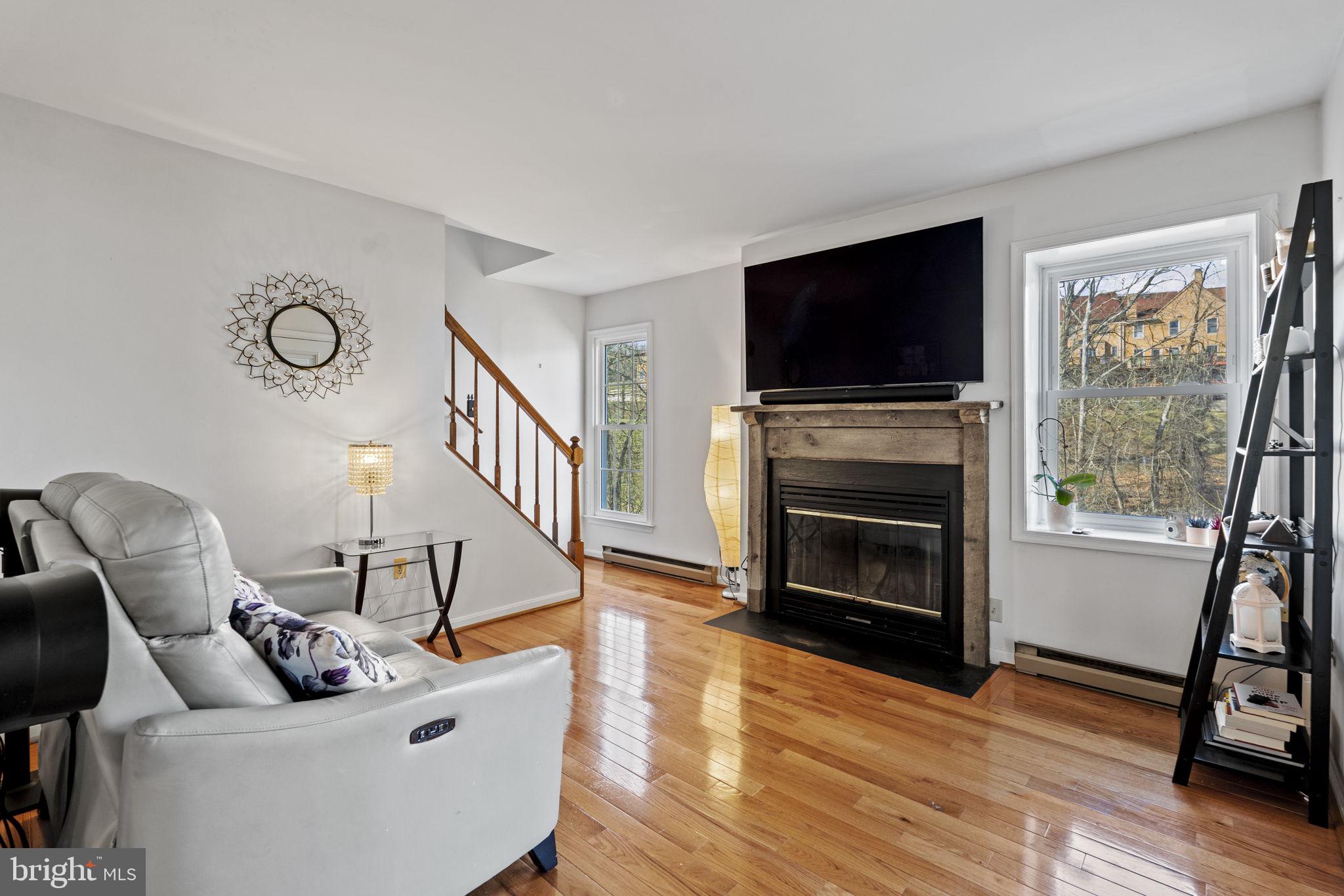 COURTS OF PINEHURST - Residential