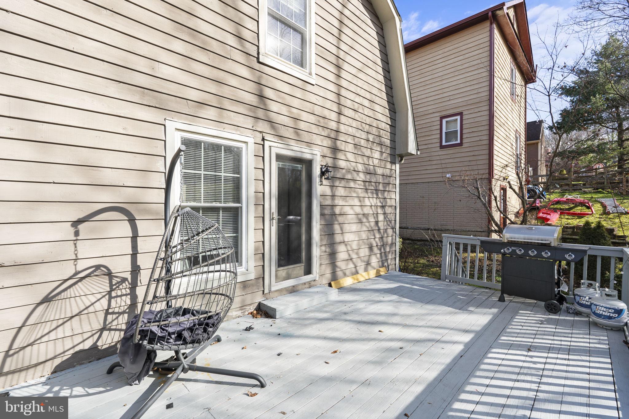 COURTS OF PINEHURST - Residential