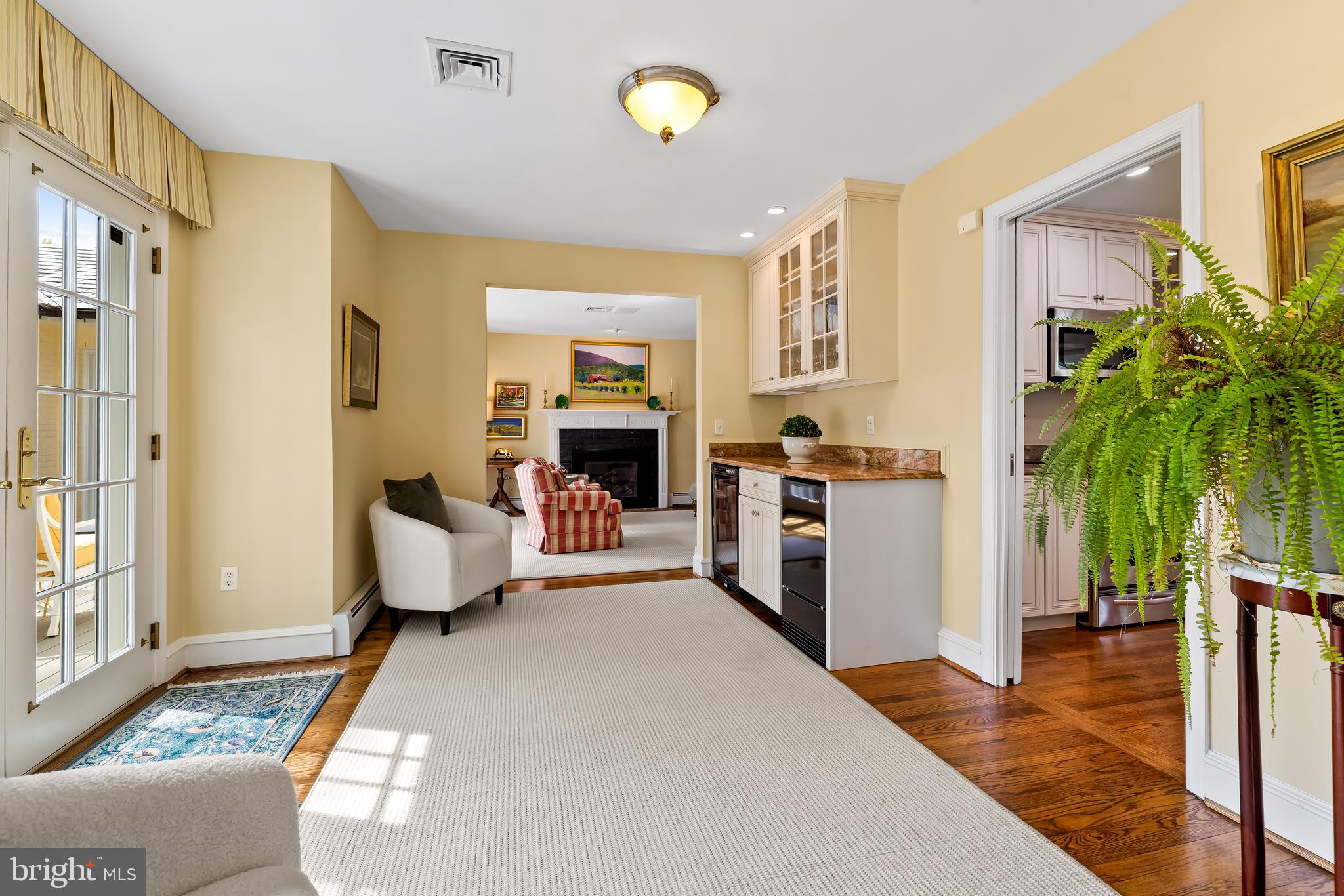 FOUR WINDS/RUXTON - Residential