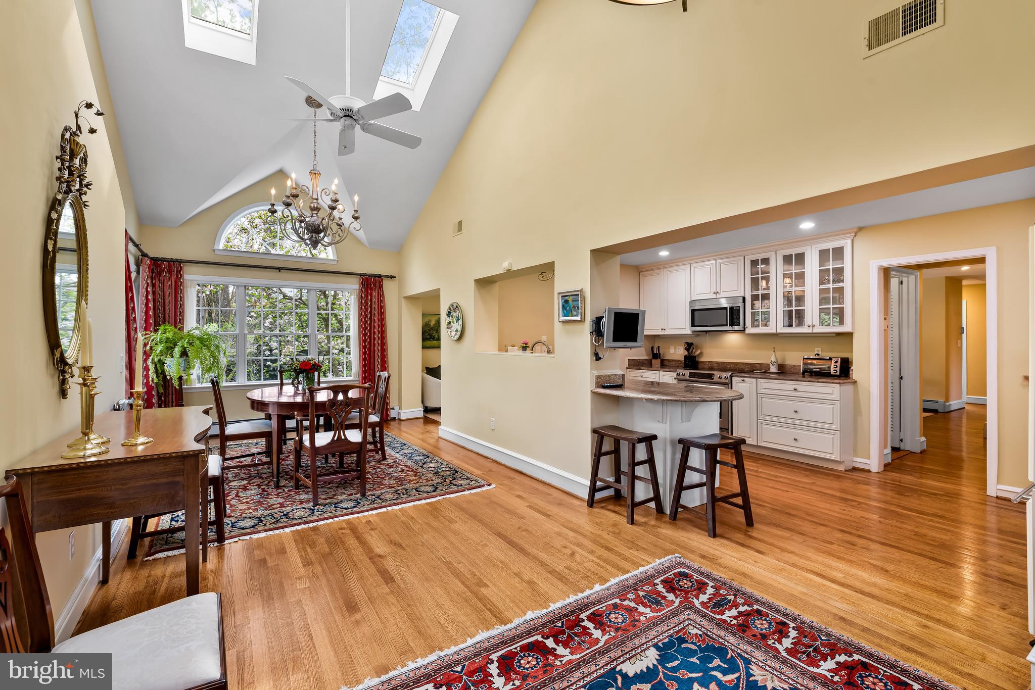 FOUR WINDS/RUXTON - Residential