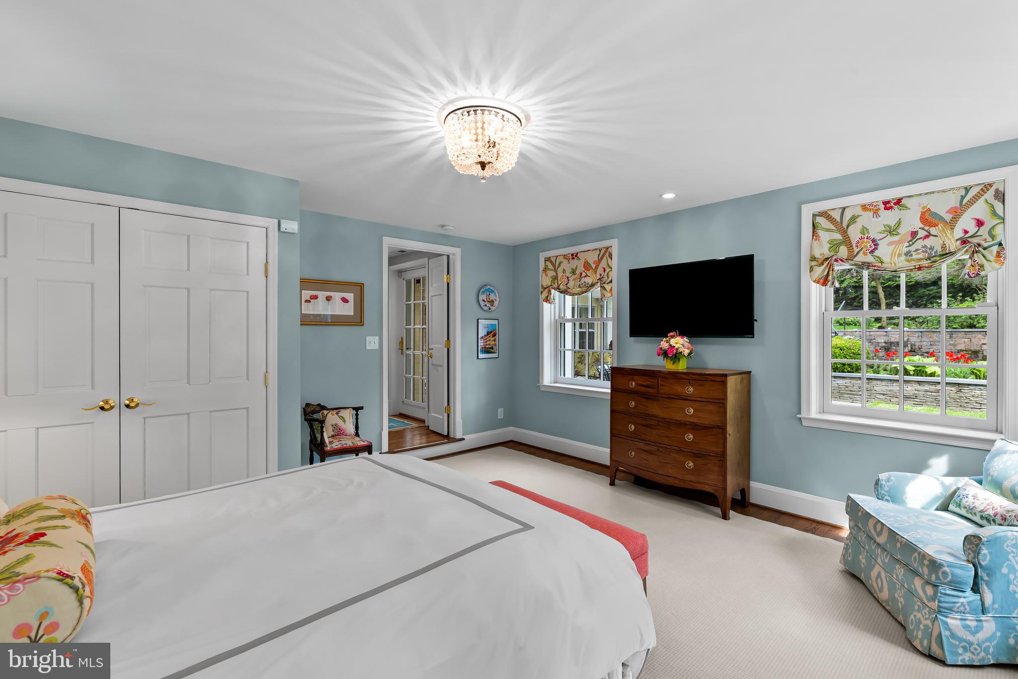 FOUR WINDS/RUXTON - Residential