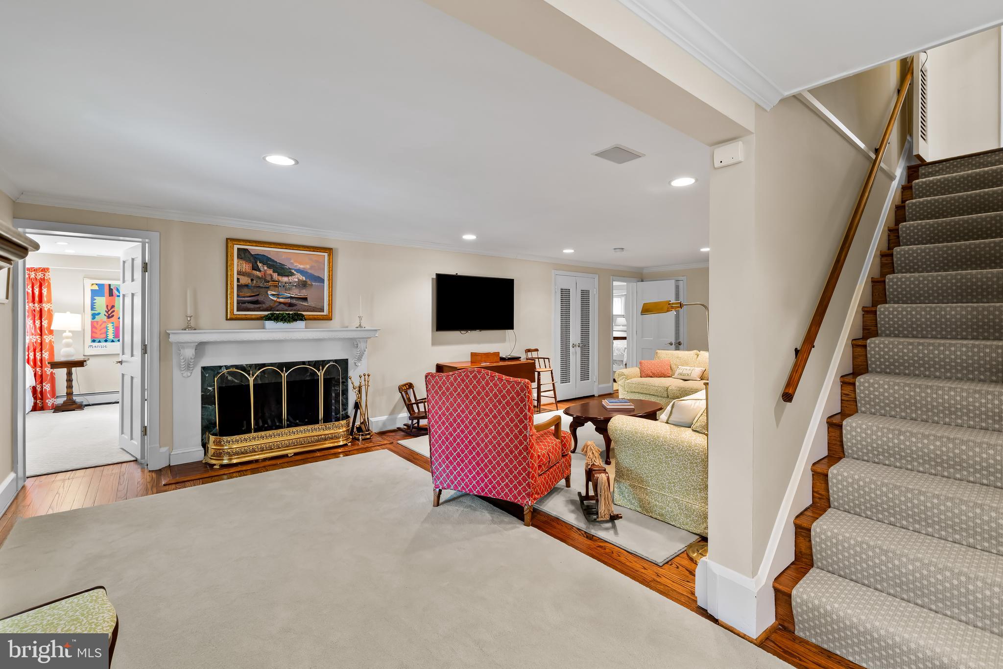 FOUR WINDS/RUXTON - Residential