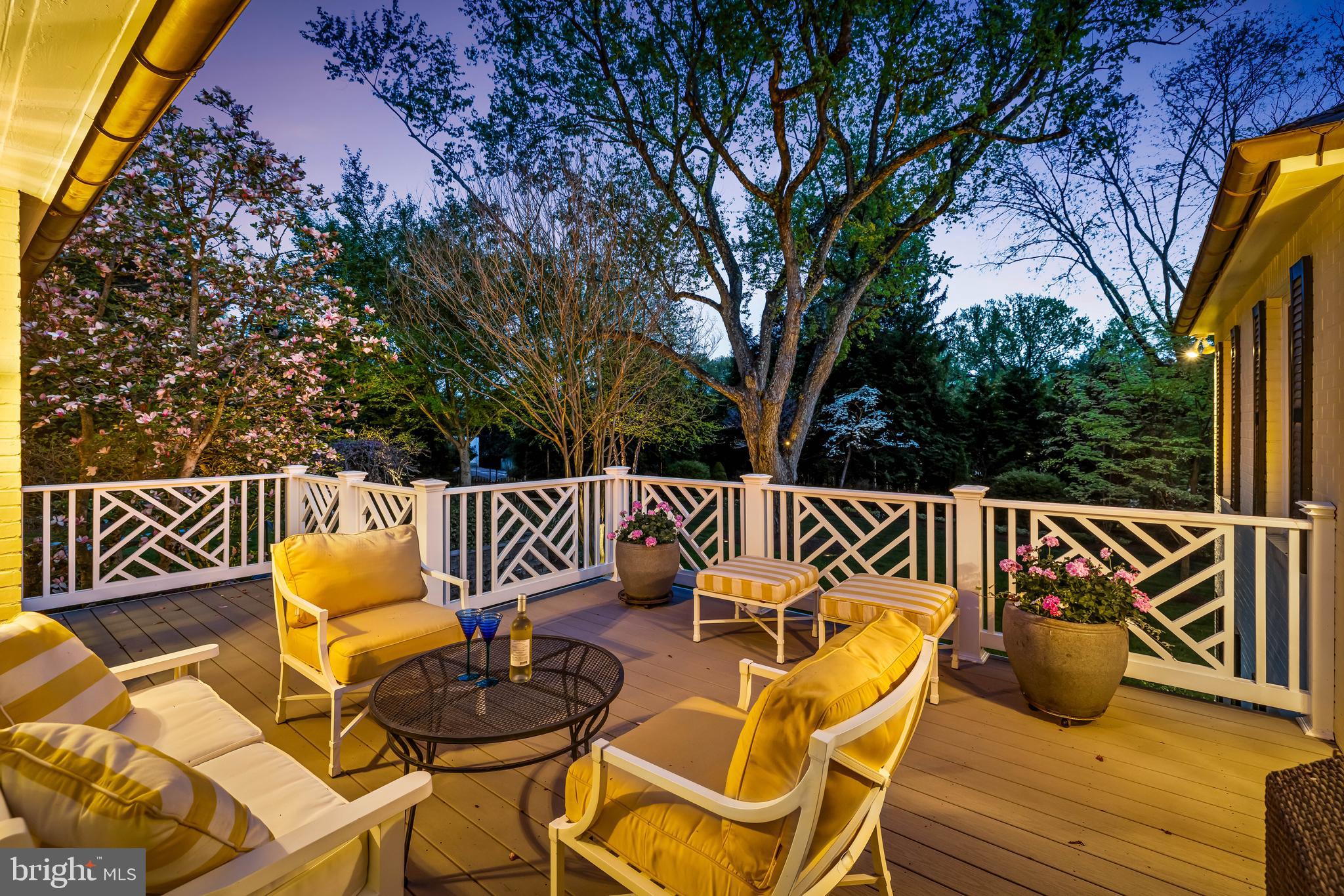 FOUR WINDS/RUXTON - Residential