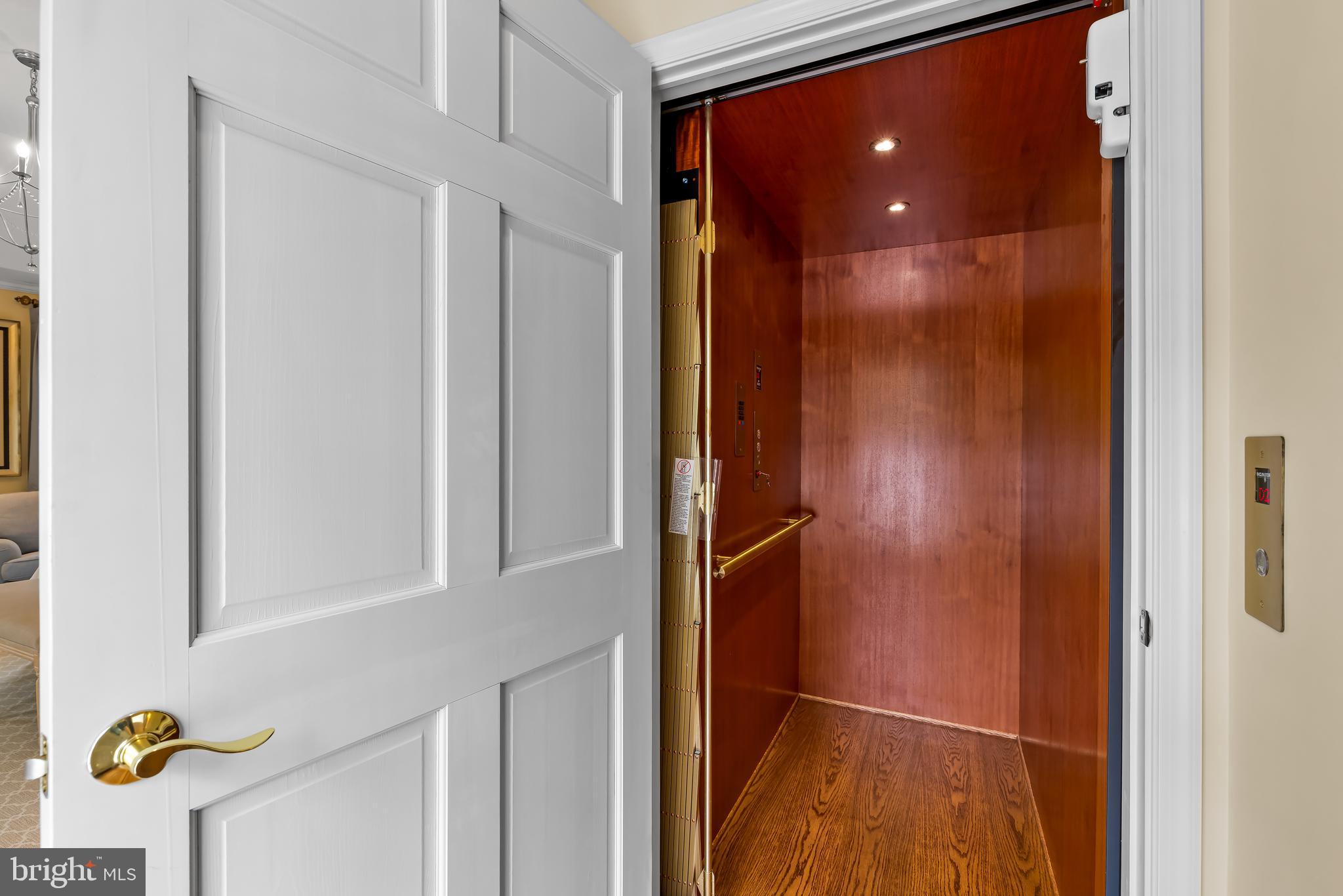 FOUR WINDS/RUXTON - Residential