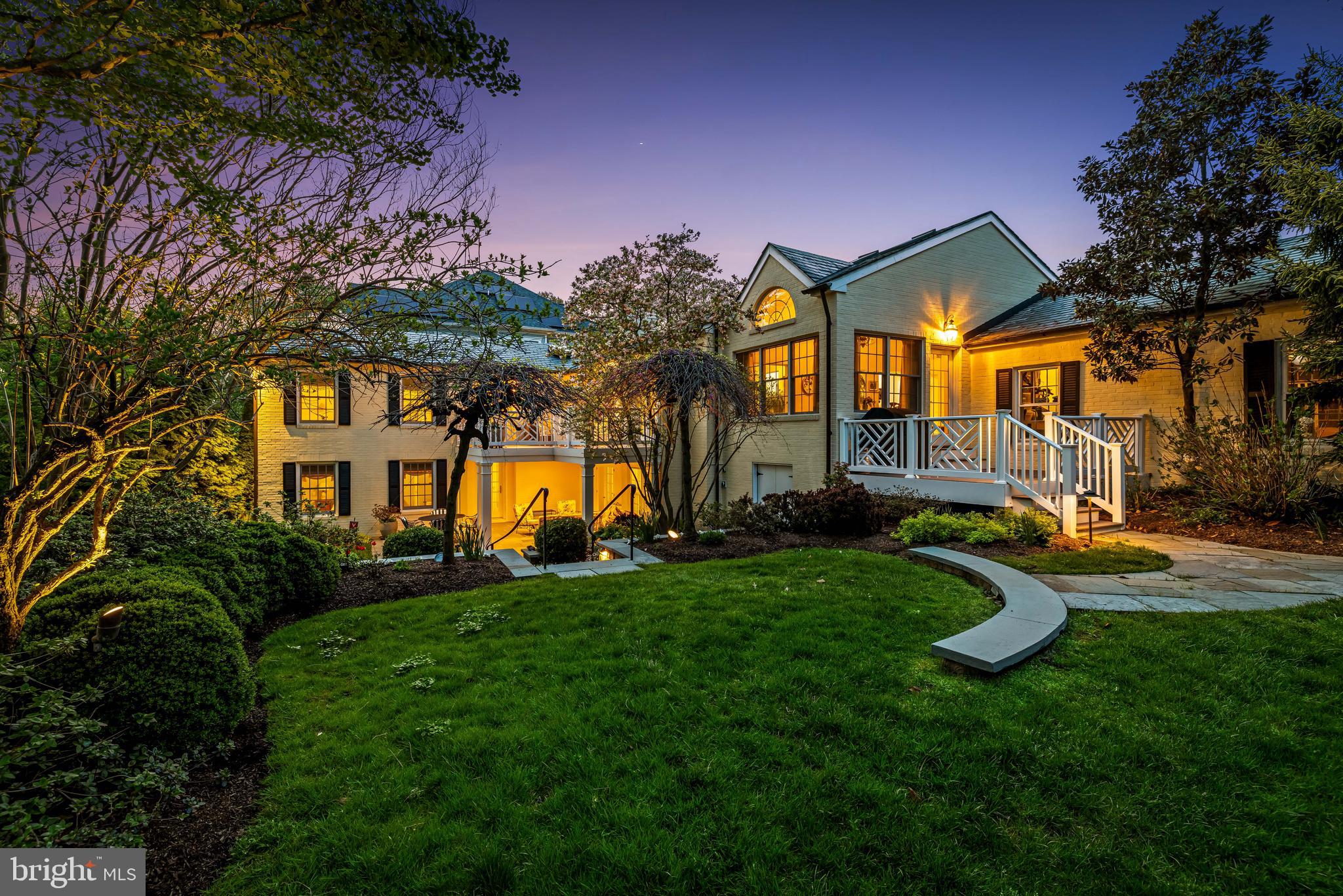 FOUR WINDS/RUXTON - Residential