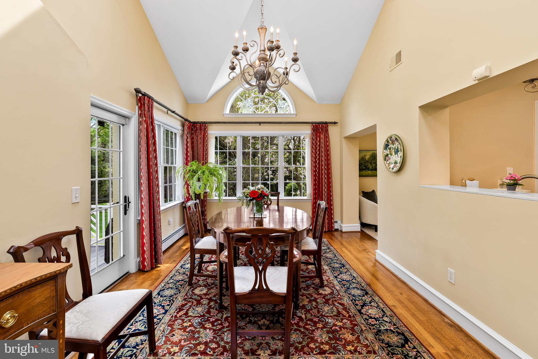 FOUR WINDS/RUXTON - Residential