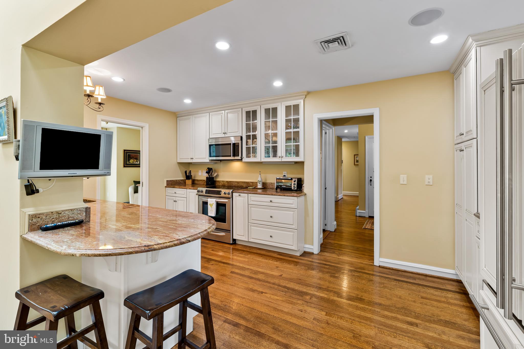 FOUR WINDS/RUXTON - Residential