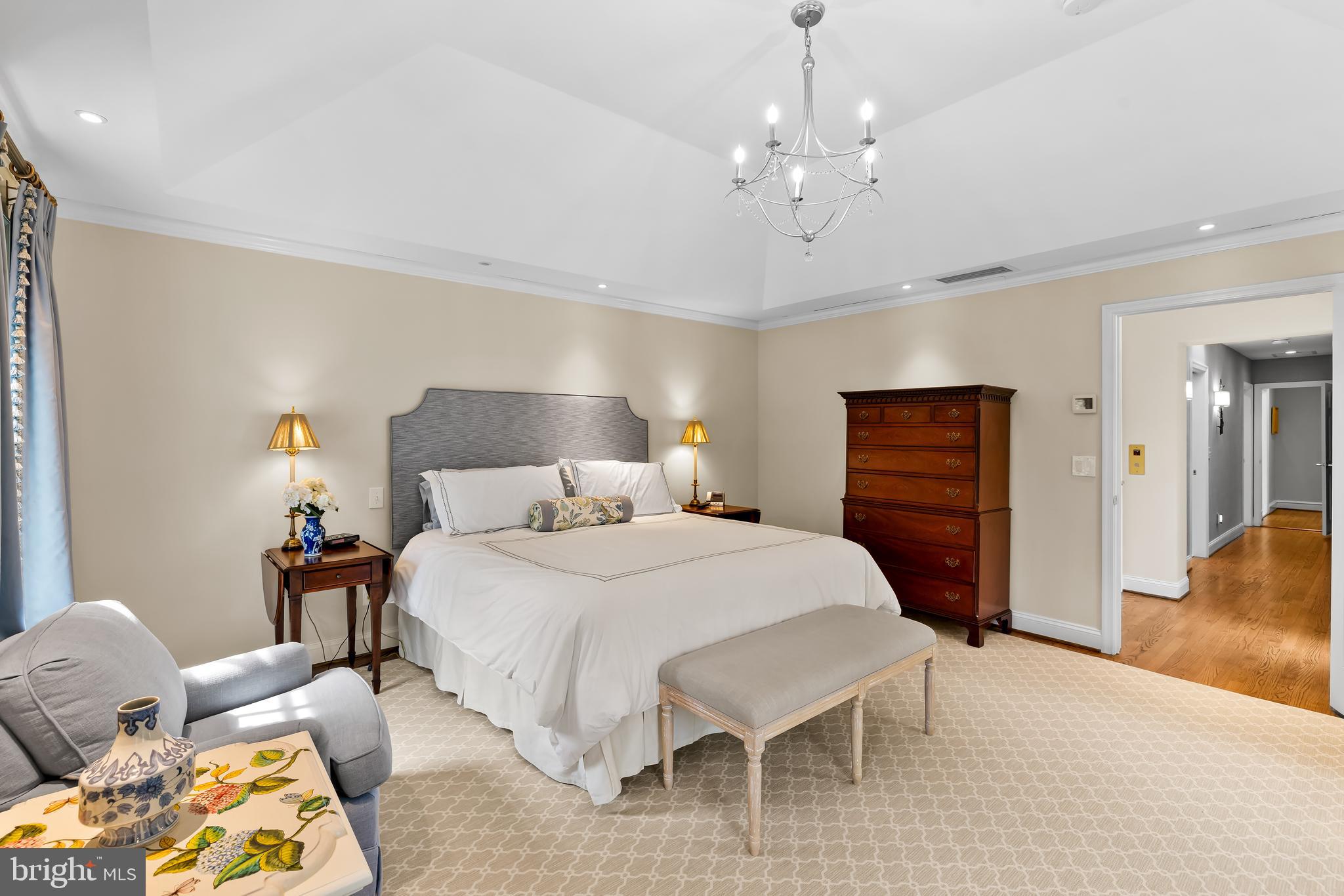 FOUR WINDS/RUXTON - Residential